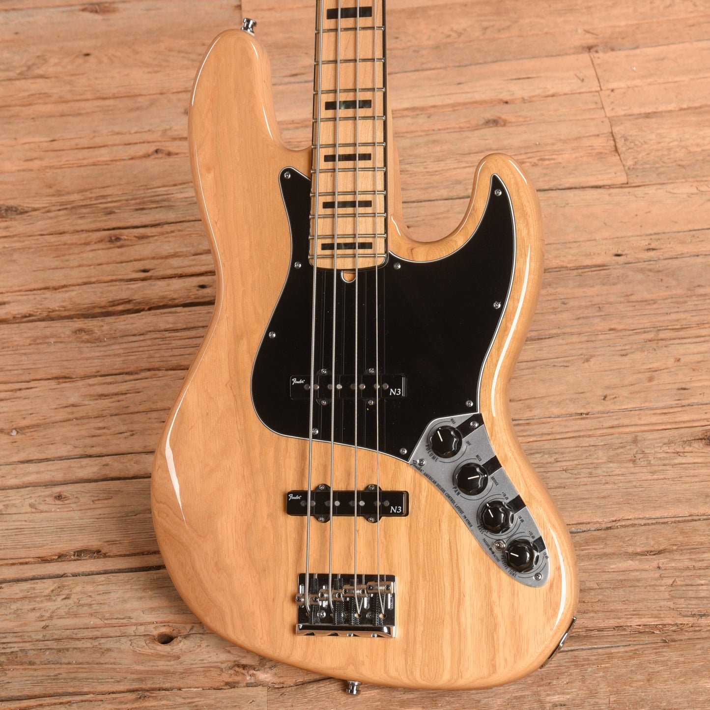 Fender American Deluxe Jazz Bass Ash Natural 2013 Bass Guitars / 4-String