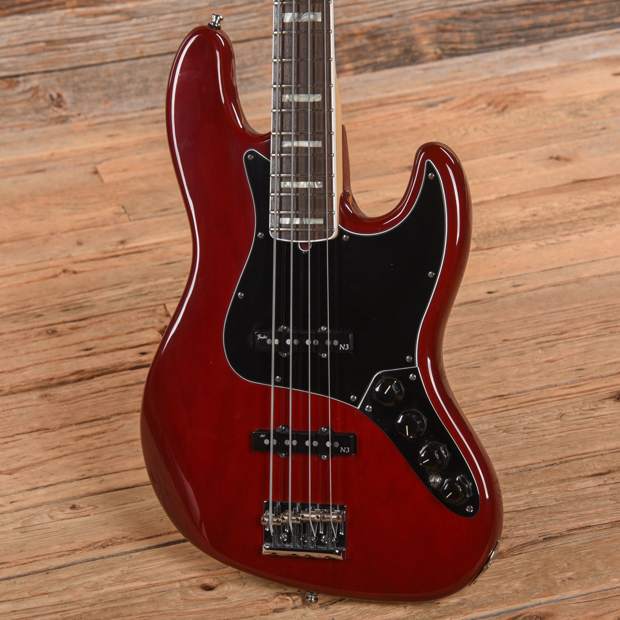 Fender American Deluxe Jazz Bass Red 2011 Bass Guitars / 4-String