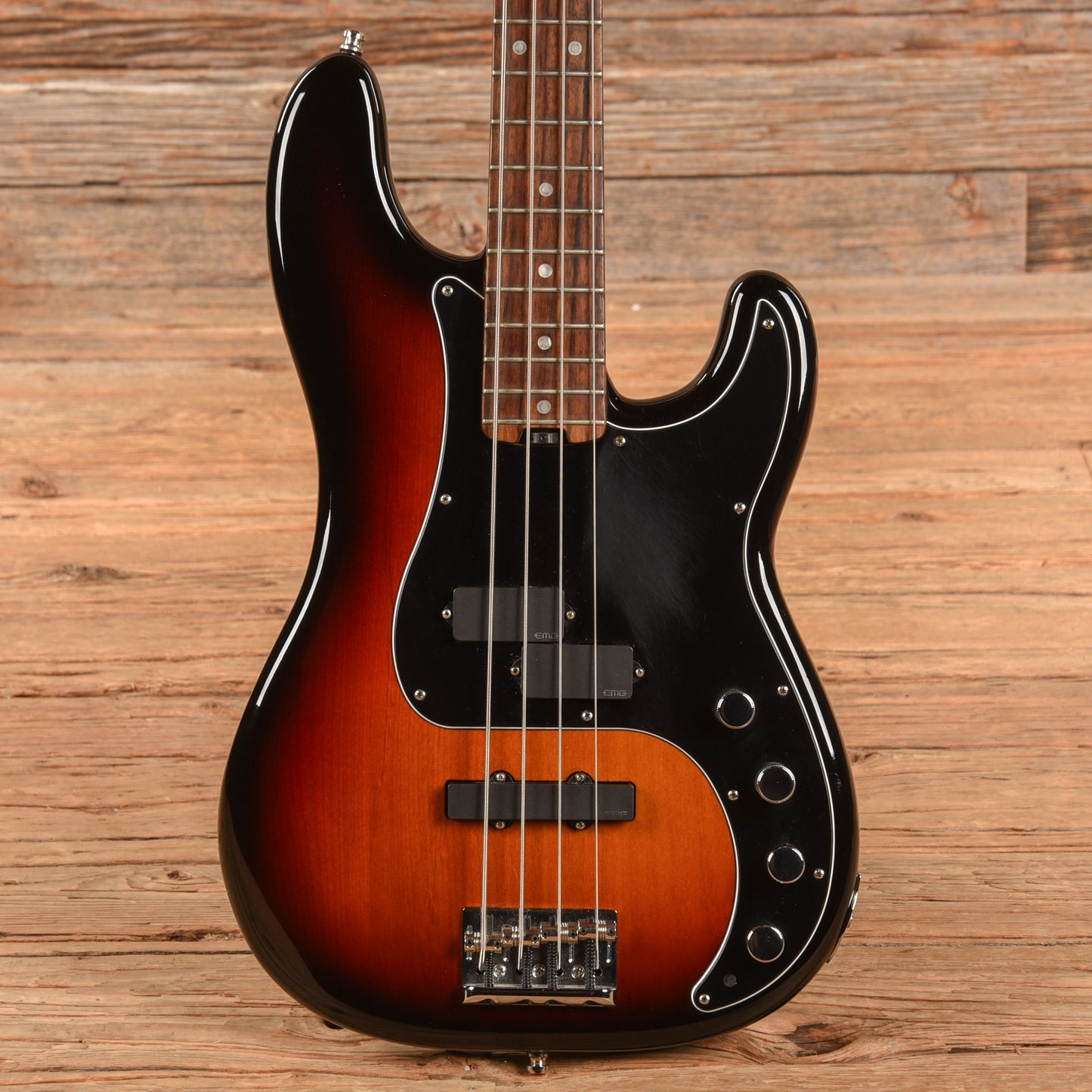 Fender American Elite Precision Bass Sunburst 2016 Bass Guitars / 4-String