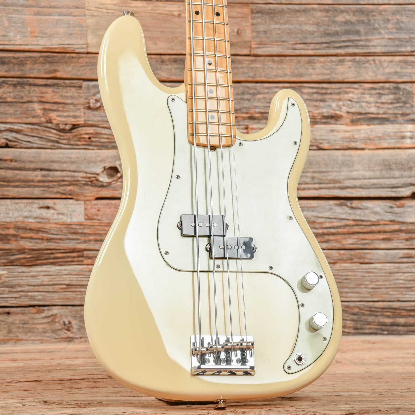 Fender American Professional Series Precision Bass Olympic White 2017 Bass Guitars / 4-String