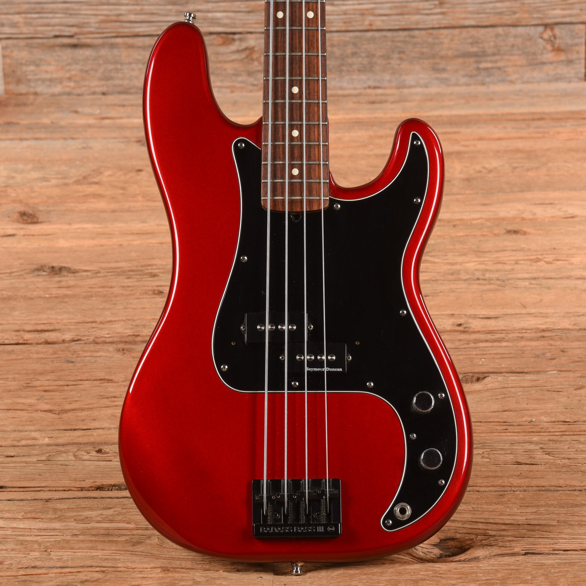 Fender American Standard Precision Bass Candy Apple Red 1995 Bass Guitars / 4-String
