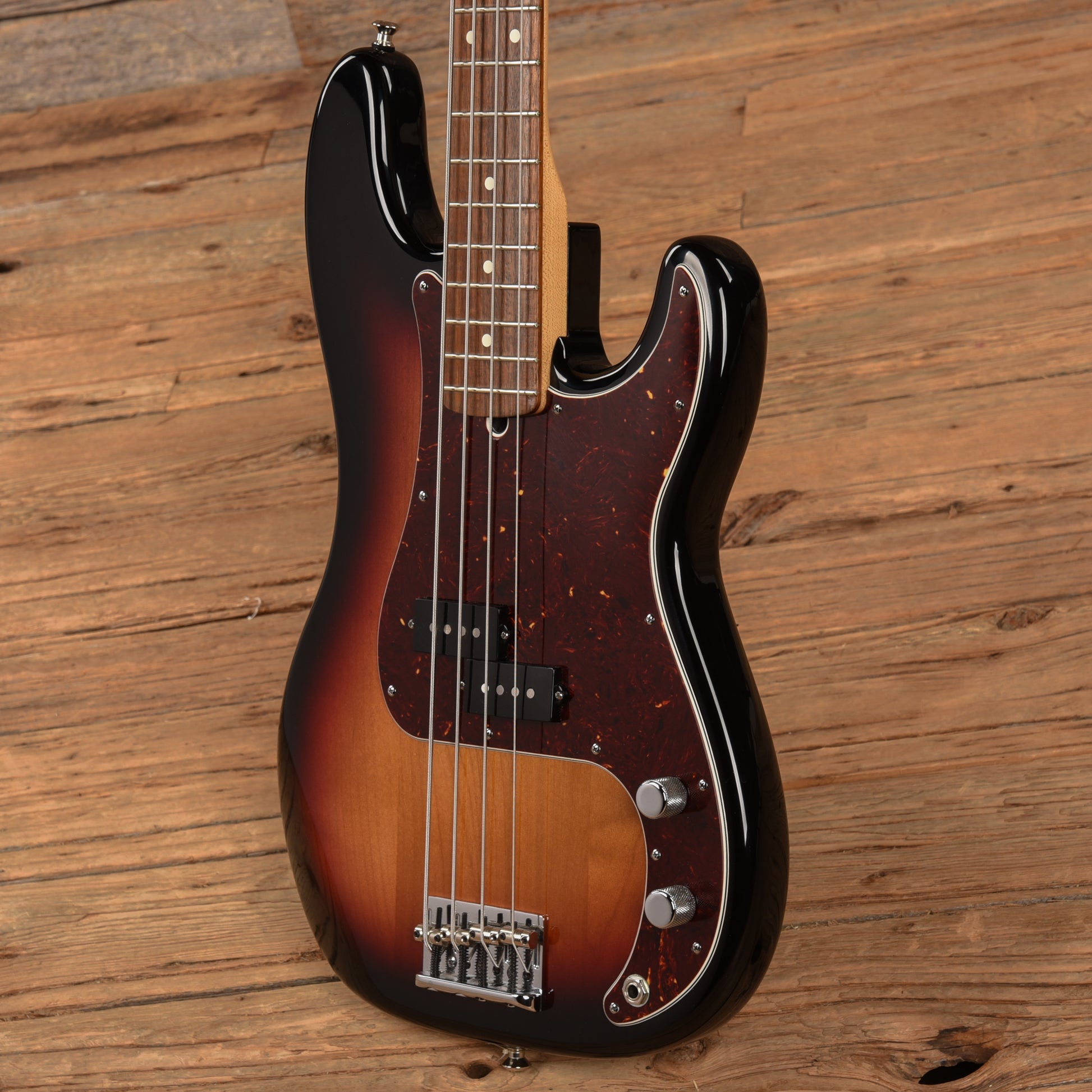 Fender American Standard Precision Bass Sunburst 2009 Bass Guitars / 4-String