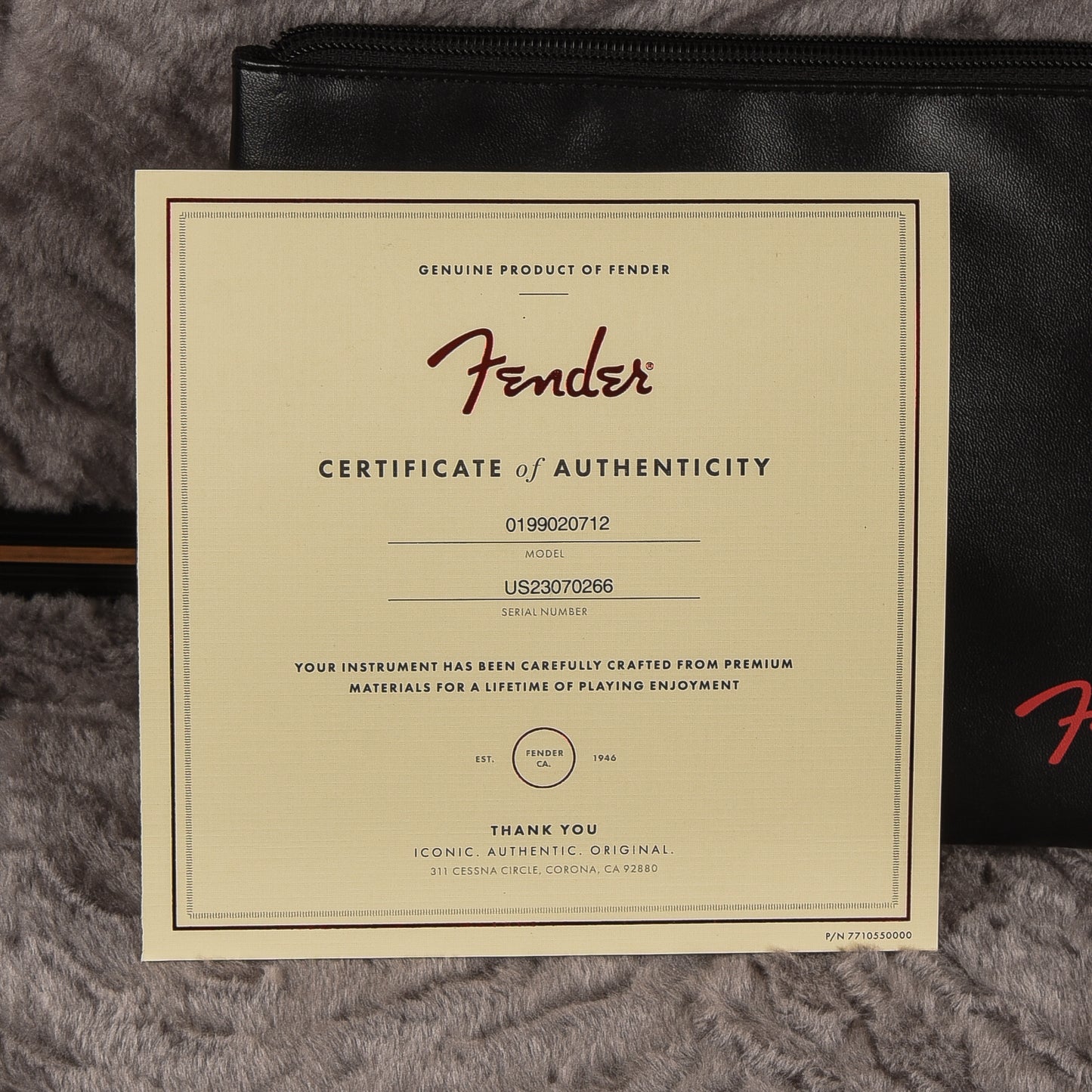 Fender American Ultra Jazz Bass Ultraburst Bass Guitars / 4-String