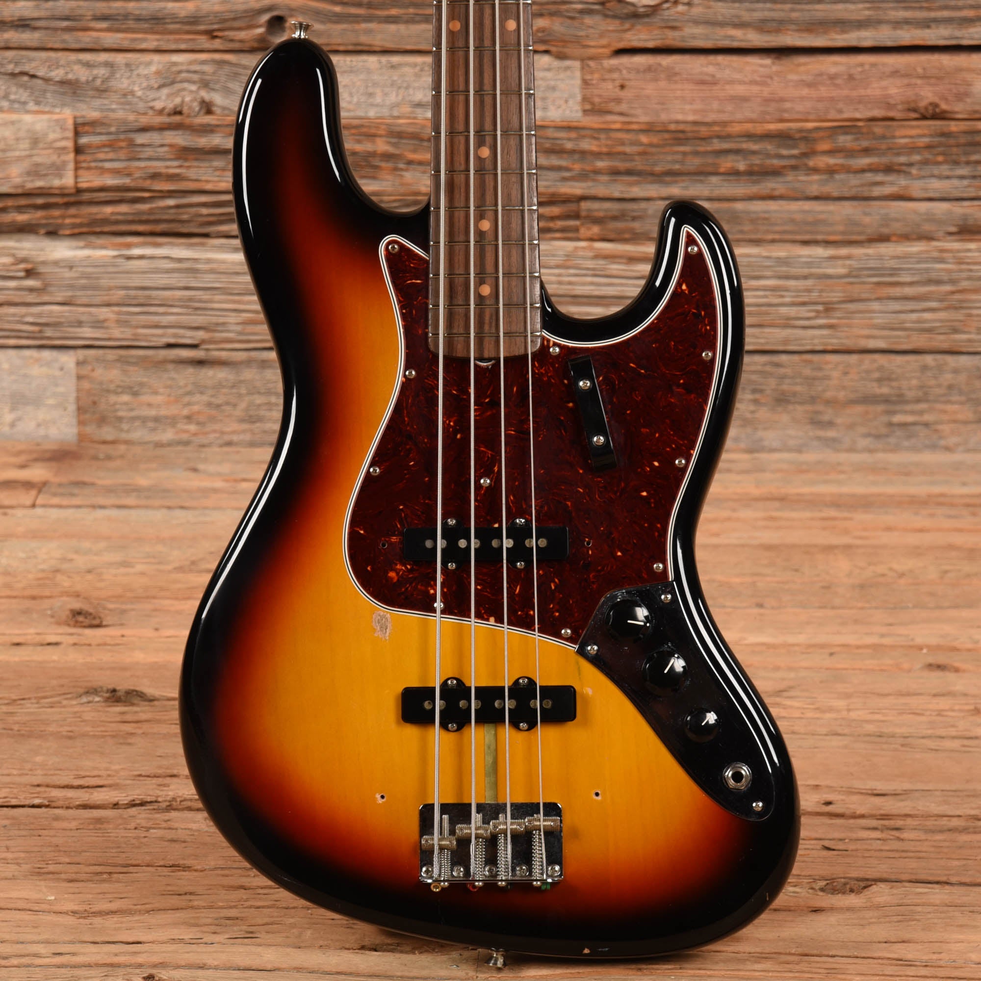 Fender American Vintage 64 Jazz Bass Sunburst 2017 Bass Guitars / 4-String