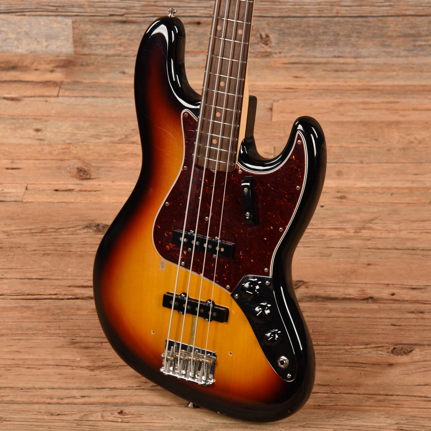 Fender American Vintage 64 Jazz Bass Sunburst 2017 Bass Guitars / 4-String