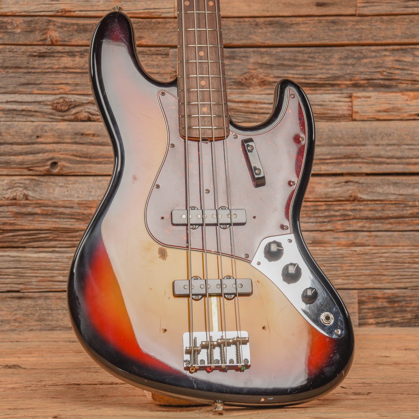 Fender American Vintage 64 Jazz Bass Sunburst 2017 Bass Guitars / 4-String
