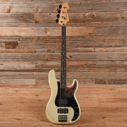 Fender Blacktop Precision Bass White Chrome Pearl 2013 Bass Guitars / 4-String