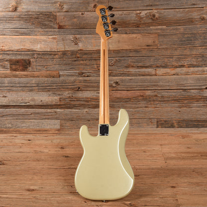 Fender Blacktop Precision Bass White Chrome Pearl 2013 Bass Guitars / 4-String