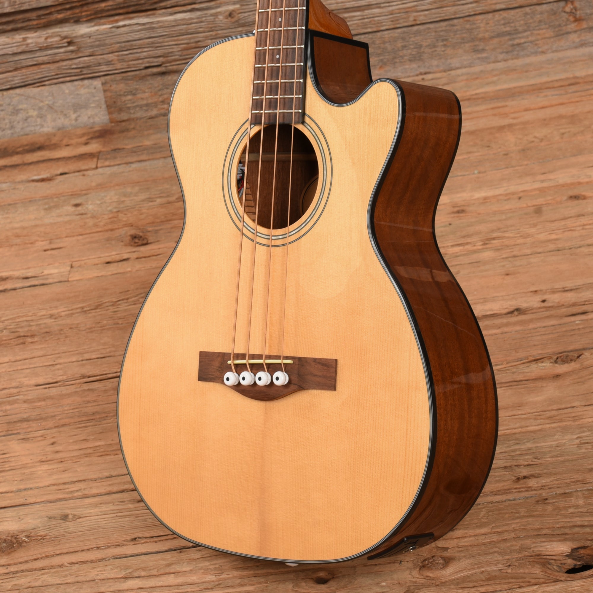 Fender CB-60SCE Natural 2018 Bass Guitars / 4-String