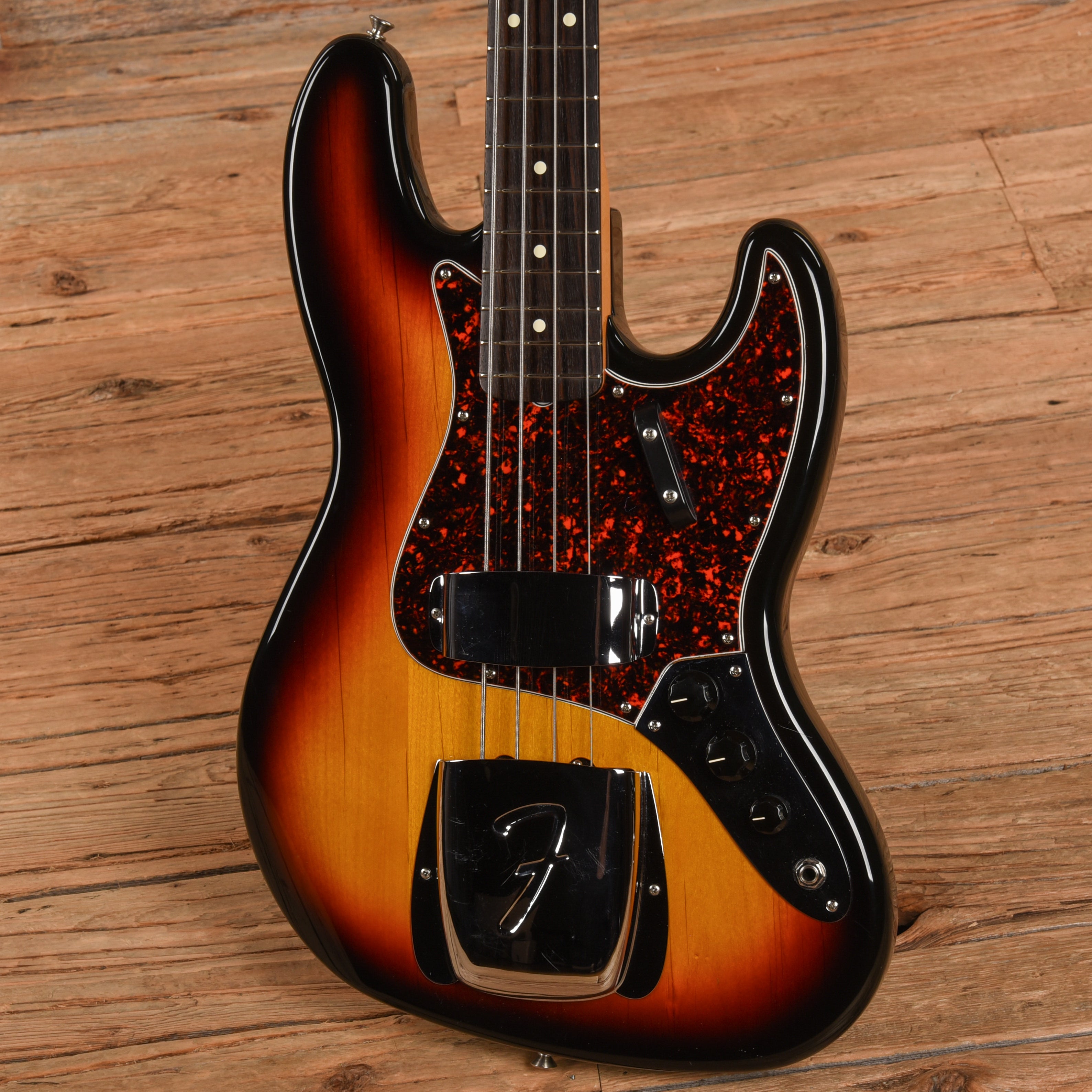 Fender Classic Series '60s Jazz Bass Sunburst 2002 Bass Guitars / 4-String