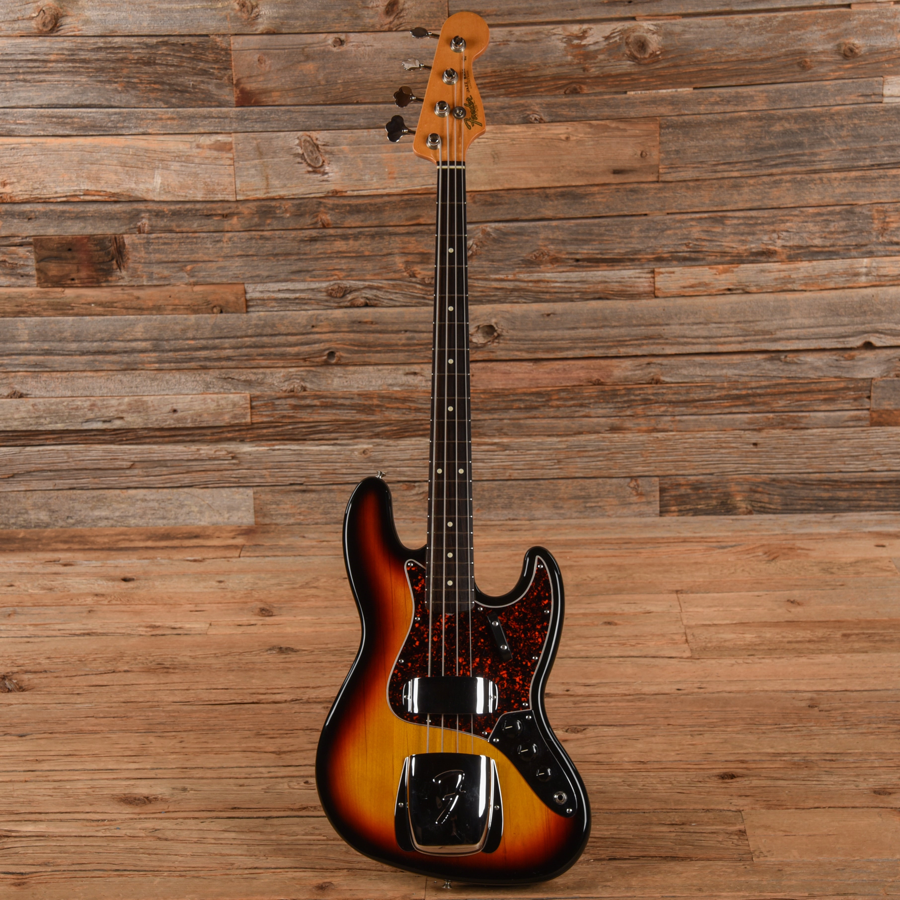 Fender Classic Series '60s Jazz Bass Sunburst 2002 Bass Guitars / 4-String