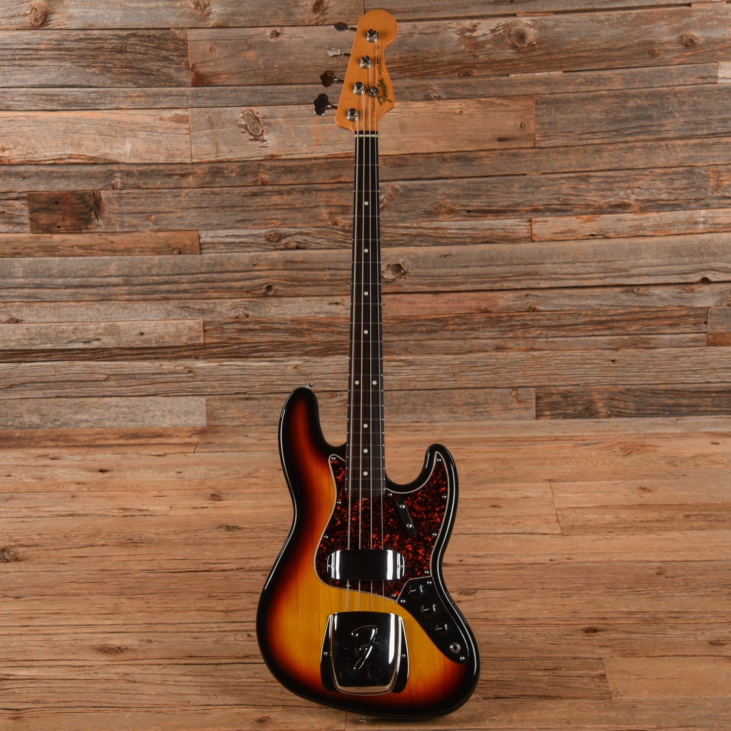 Fender Classic Series '60s Jazz Bass Sunburst 2002 Bass Guitars / 4-String