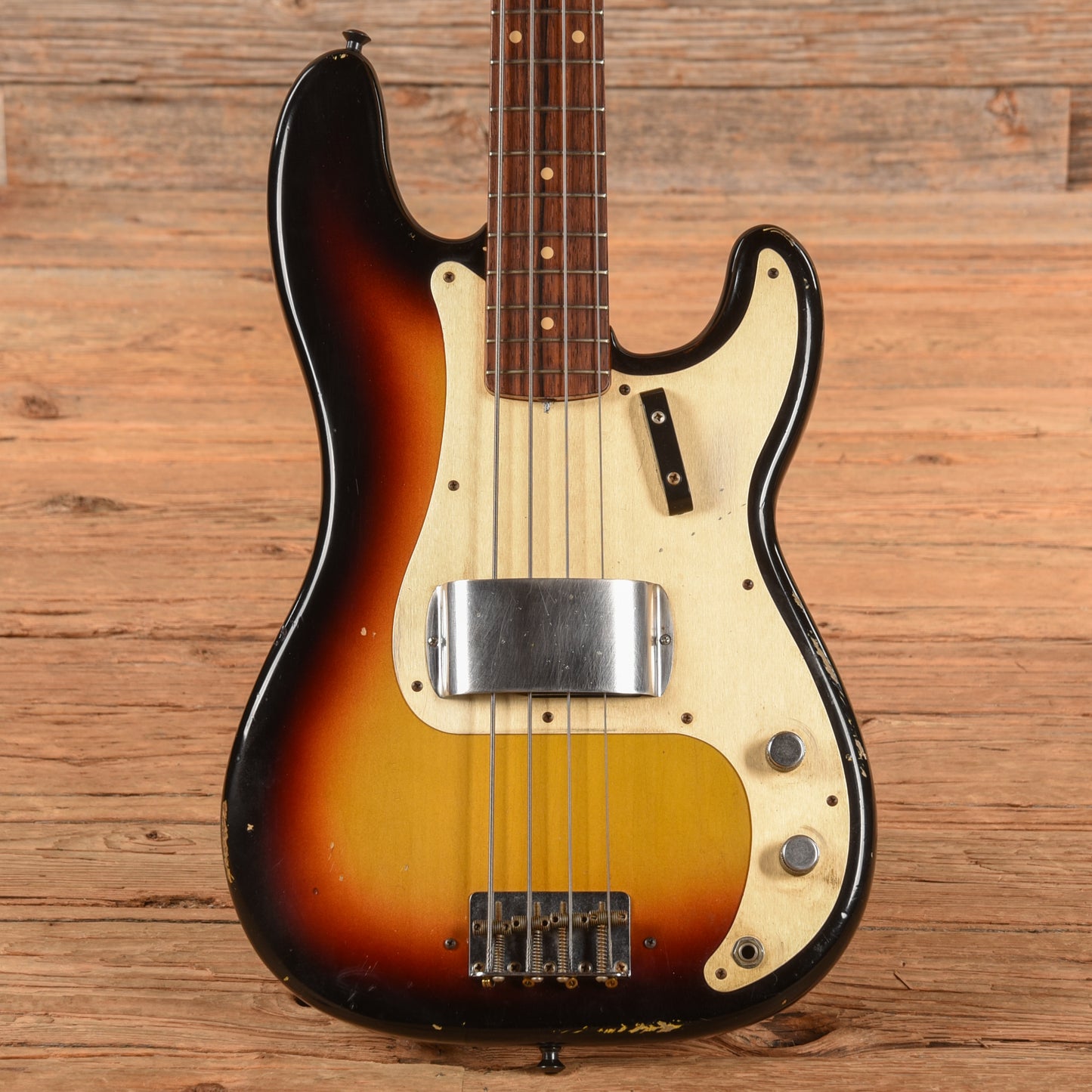 Fender Custom Shop 1959 Precision Bass Relic 3-Color Sunburst 2004 Bass Guitars / 4-String