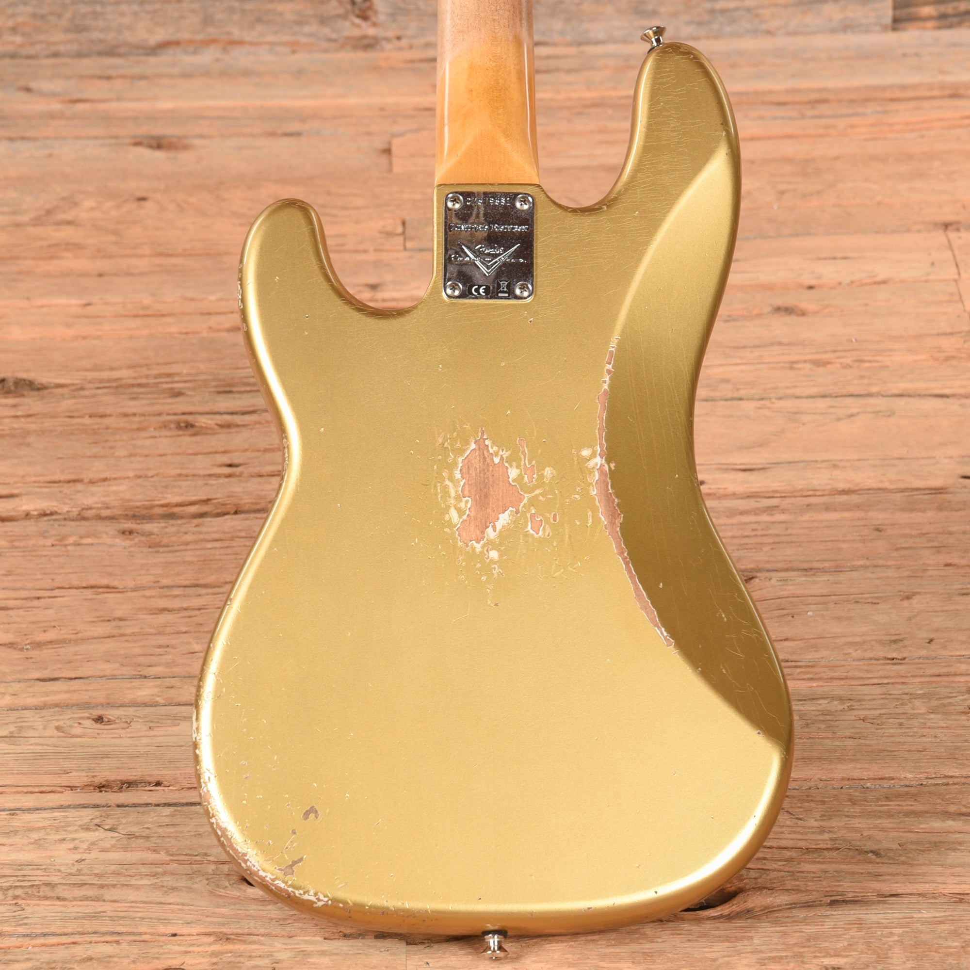 Fender Custom Shop Limited P-Jazz Bass Heavy Relic Gold 2024 Bass Guitars / 4-String