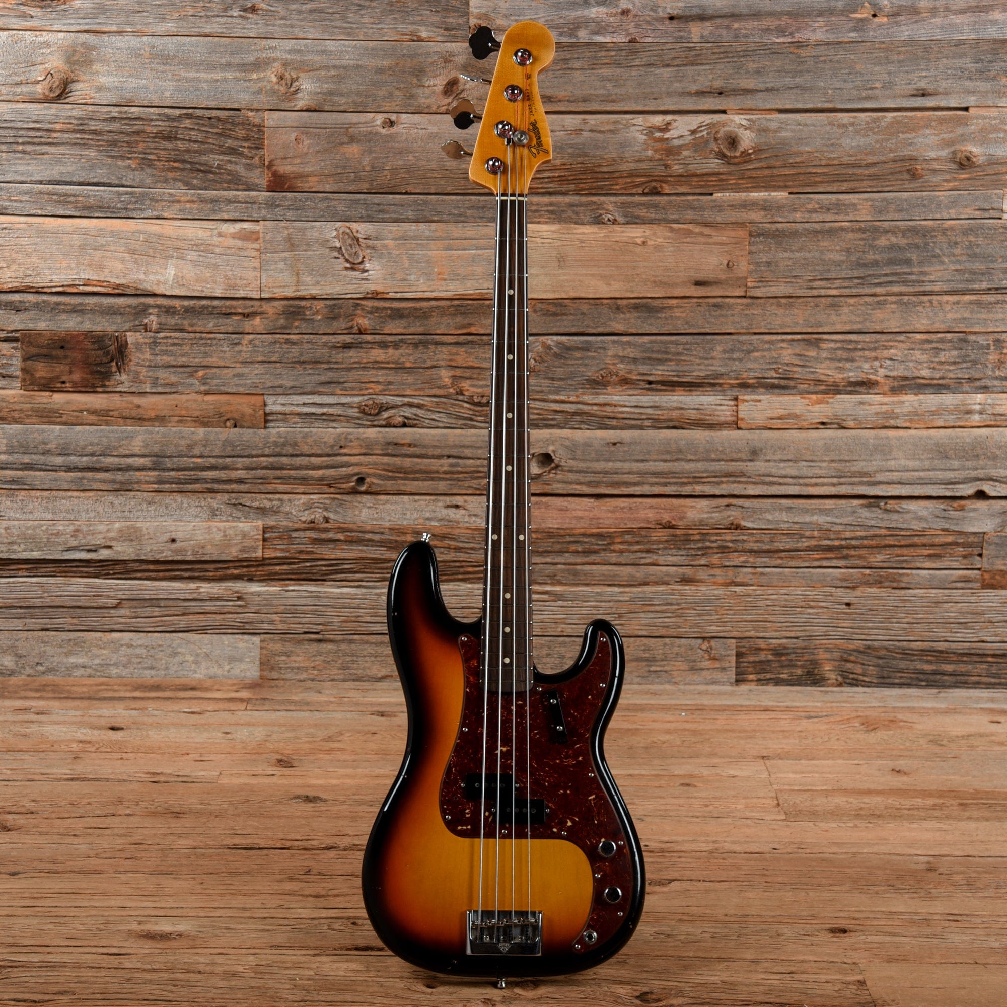 Fender Custom Shop Post Modern Bass Journeyman Relic Sunburst 2018 Bass Guitars / 4-String