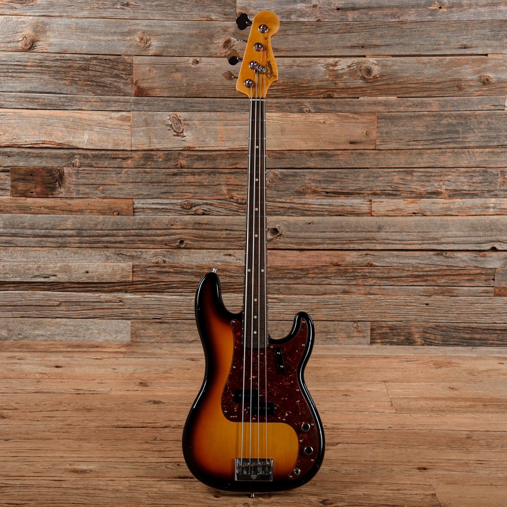 Fender Custom Shop Post Modern Bass Journeyman Relic Sunburst 2018 Bass Guitars / 4-String