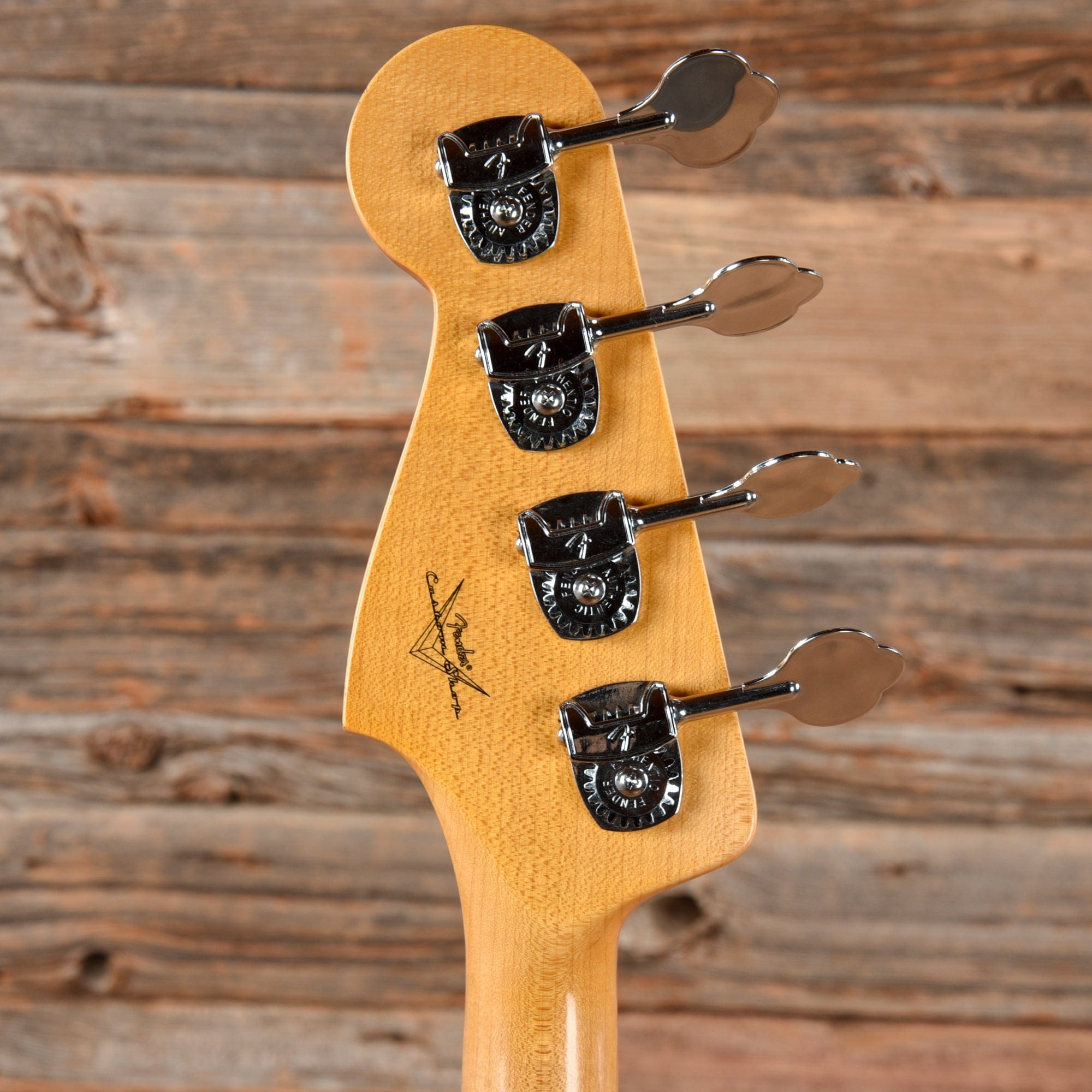 Fender Custom Shop Post Modern Journeyman Relic Aged White Blonde 2022 Bass Guitars / 4-String