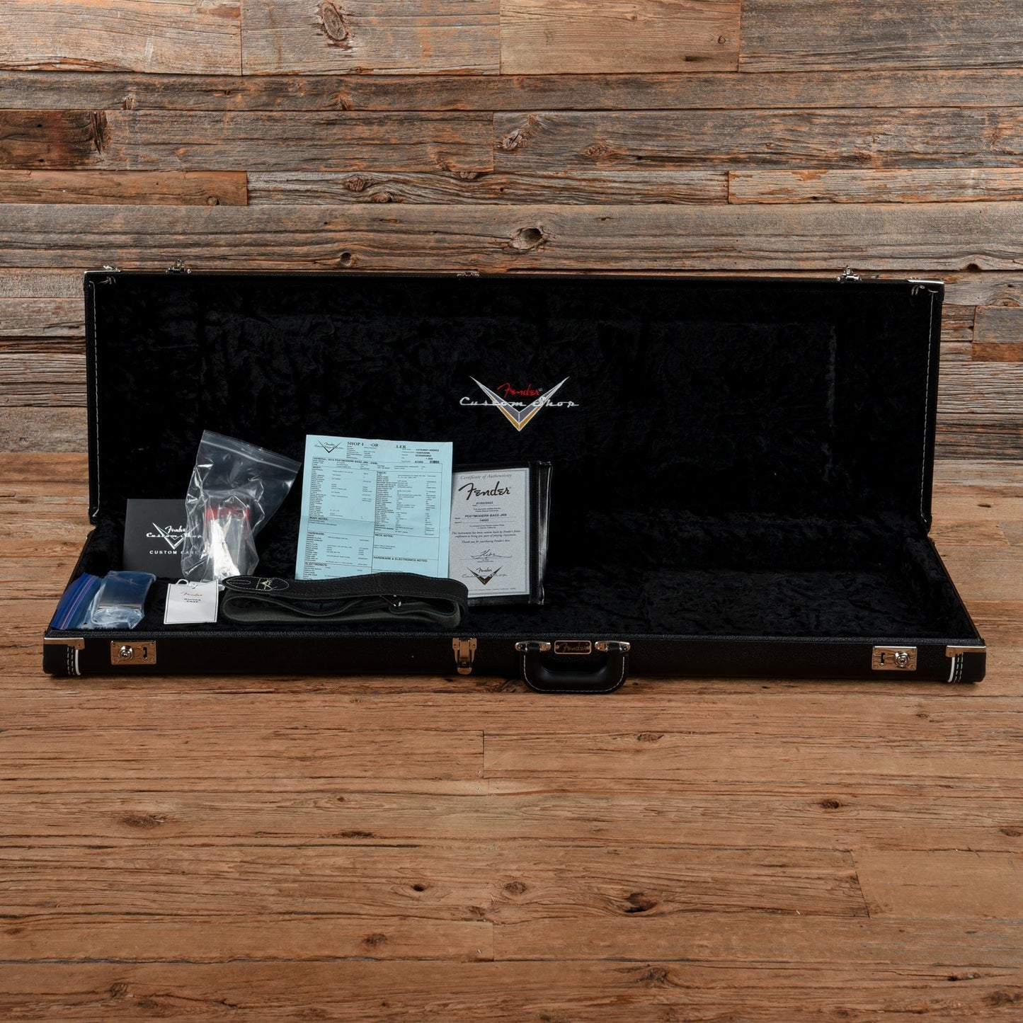 Fender Custom Shop Post Modern Journeyman Relic Aged White Blonde 2022 Bass Guitars / 4-String