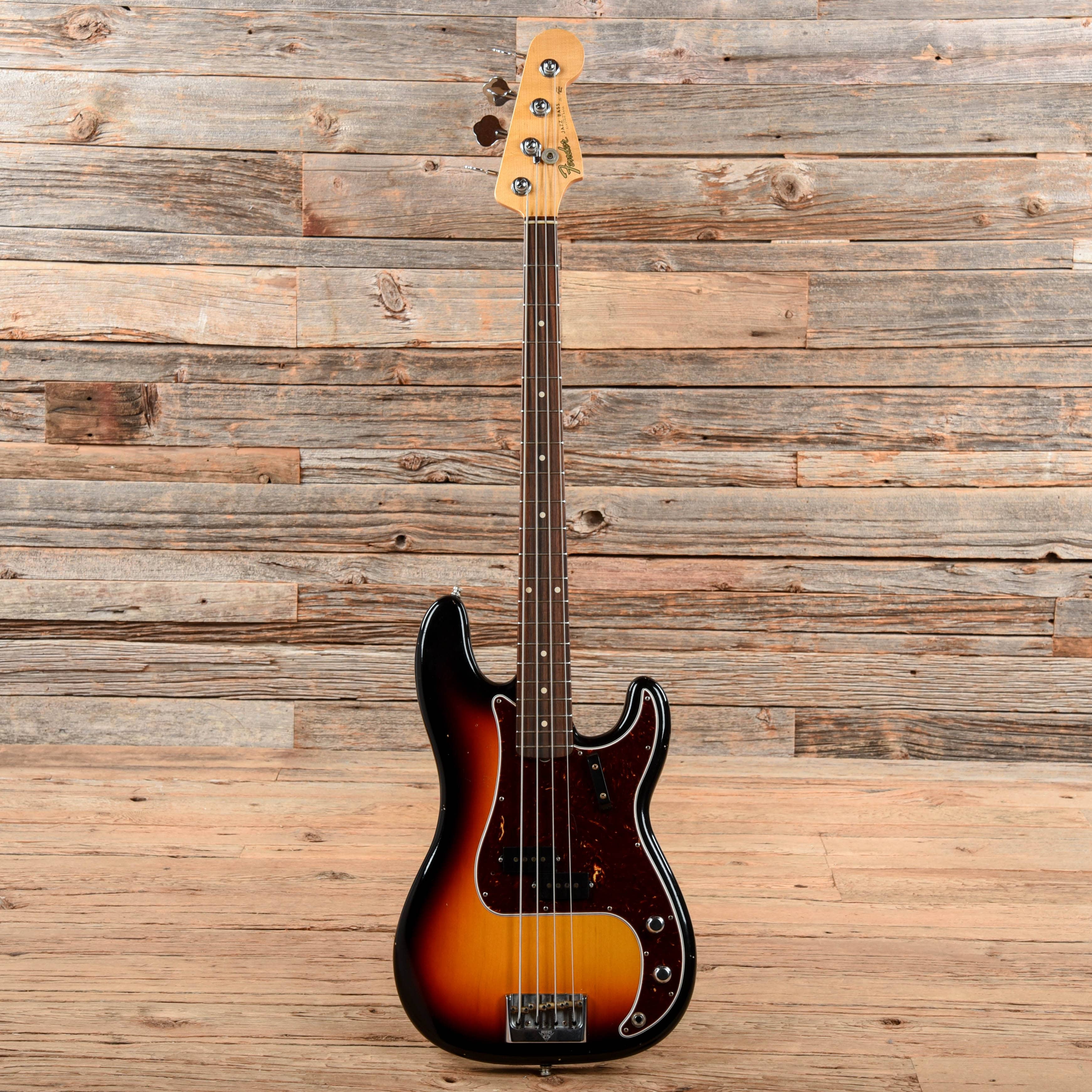 Fender Custom Shop Postmodern Bass Journeyman Relic Sunburst 2016 Bass Guitars / 4-String