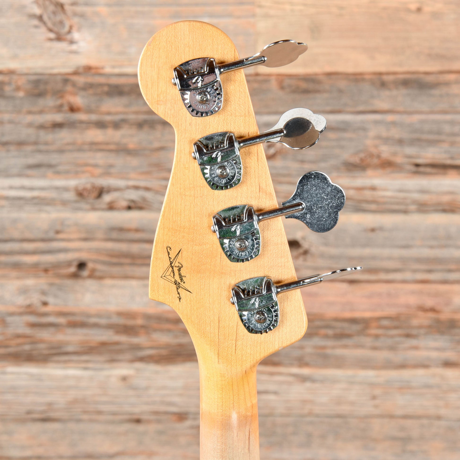 Fender Custom Shop Postmodern Bass Journeyman Relic Sunburst 2016 Bass Guitars / 4-String