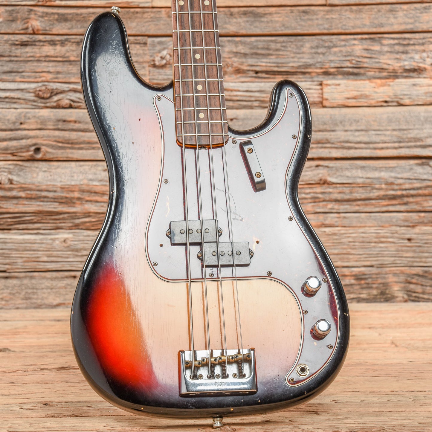 Fender Custom Shop Postmodern Bass Journeyman Relic Sunburst 2016 Bass Guitars / 4-String