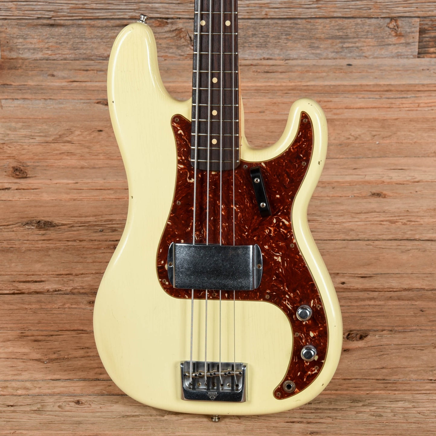Fender Custom Shop Postmodern P/J Bass Vintage White Bass Guitars / 4-String