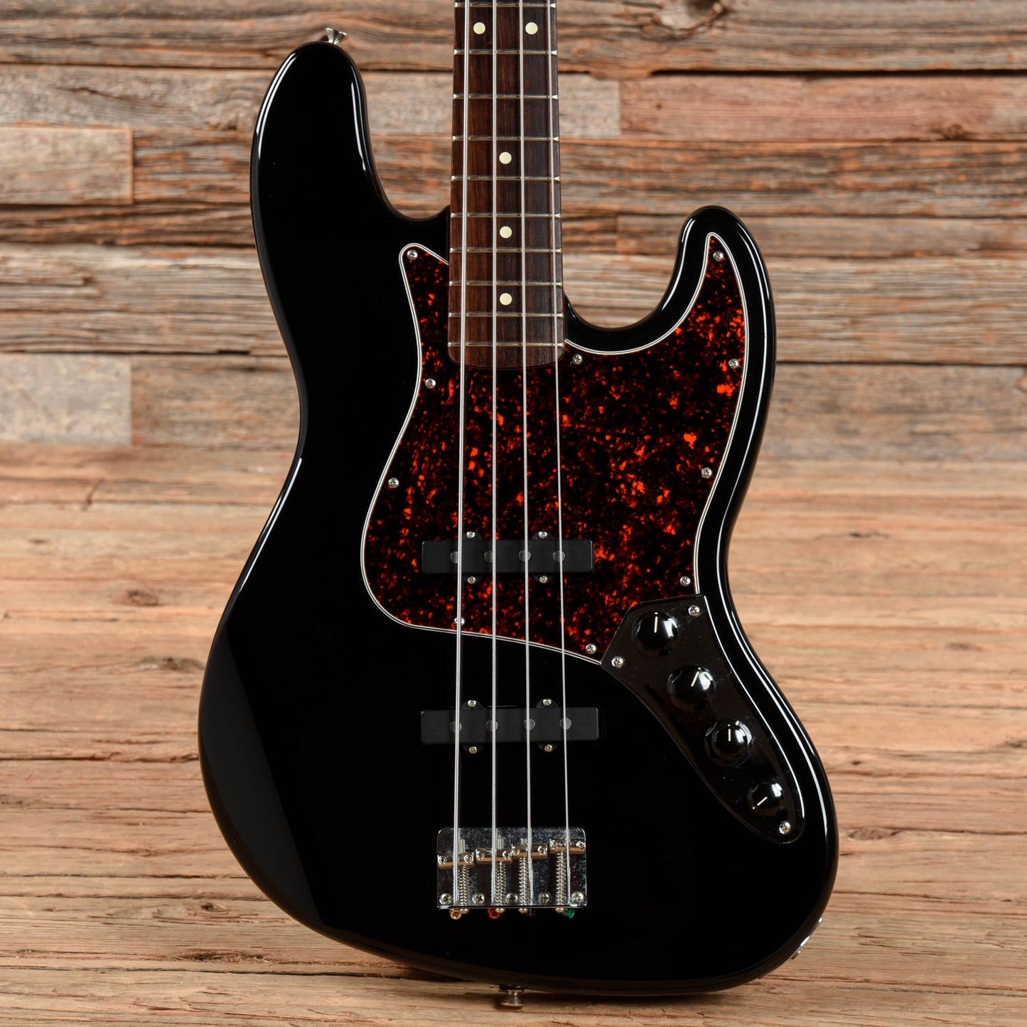 Fender Deluxe Active Jazz Bass Black 2001 Bass Guitars / 4-String