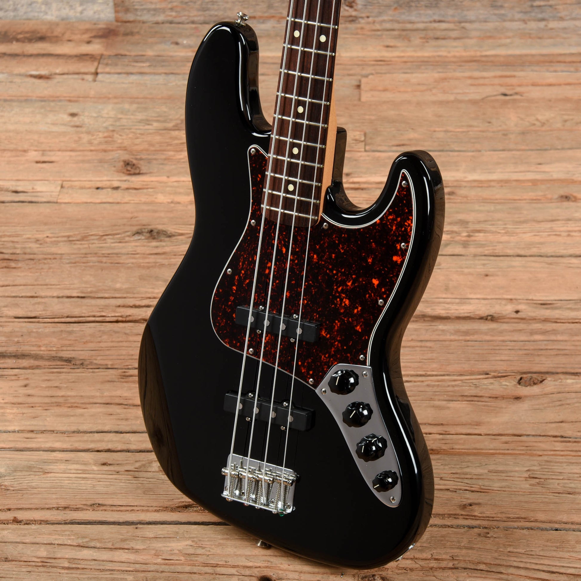 Fender Deluxe Active Jazz Bass Black 2001 Bass Guitars / 4-String