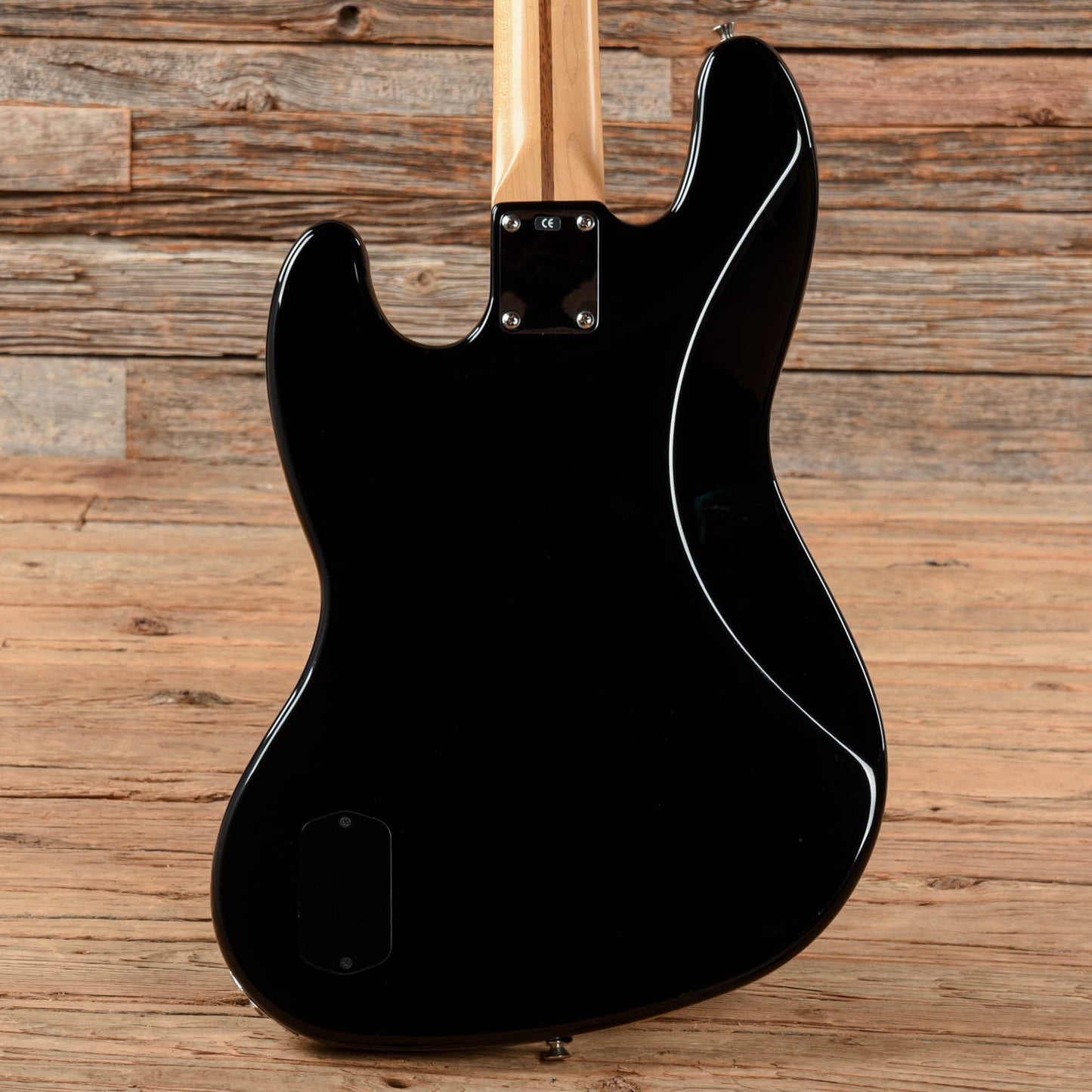 Fender Deluxe Active Jazz Bass Black 2001 Bass Guitars / 4-String