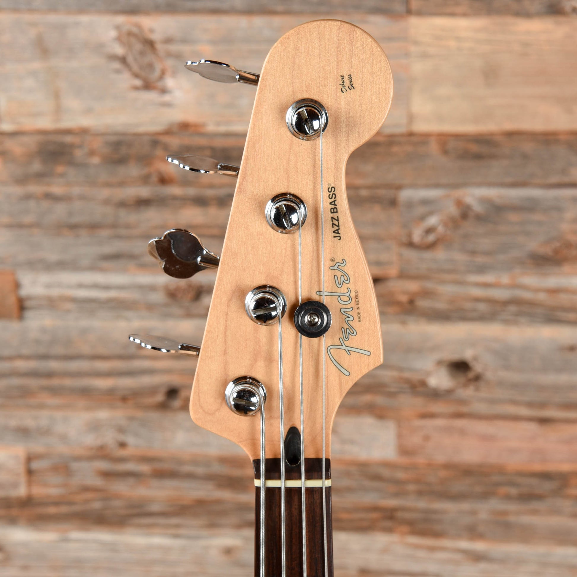 Fender Deluxe Active Jazz Bass Black 2001 Bass Guitars / 4-String