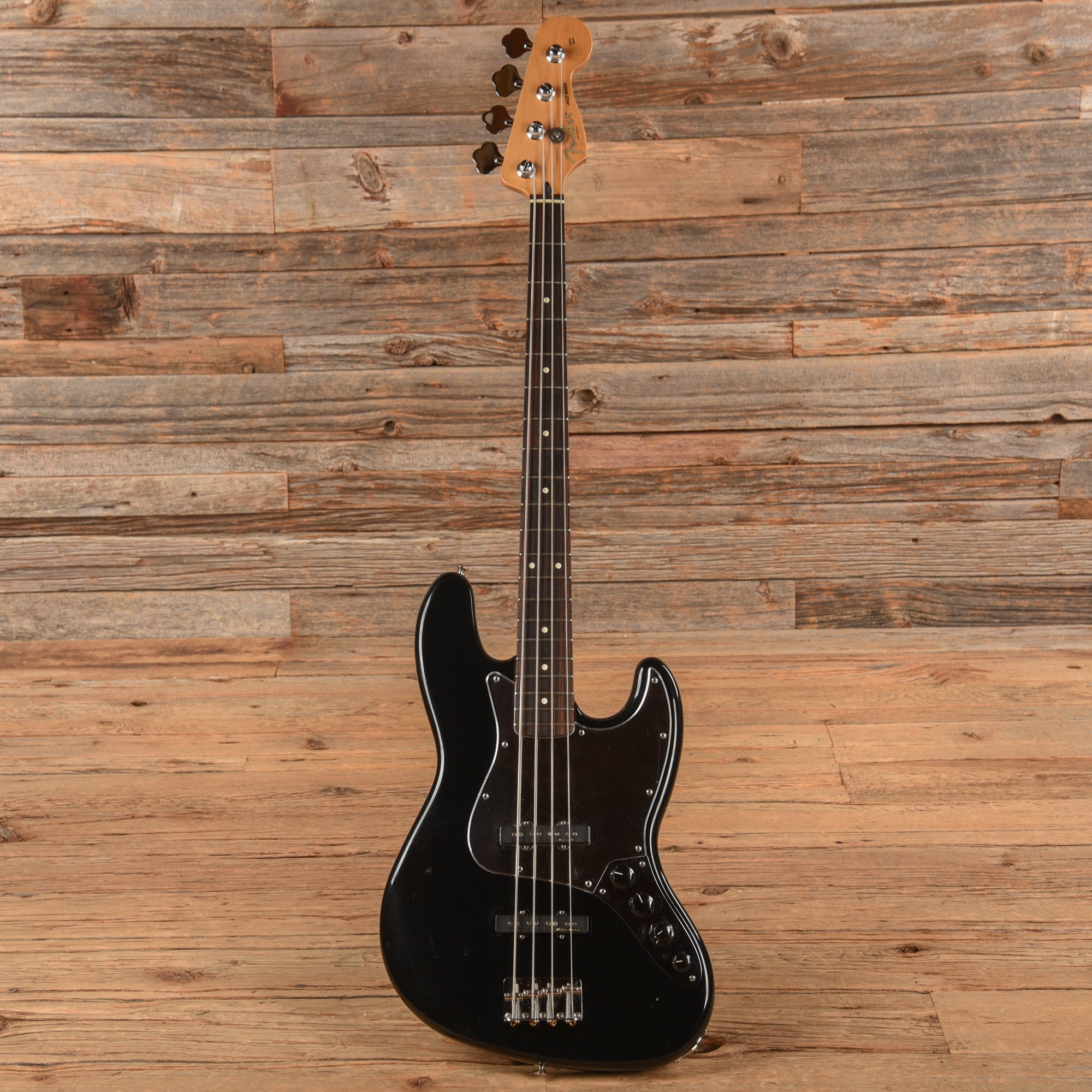 Fender Deluxe Active Jazz Bass Black 2006 Bass Guitars / 4-String