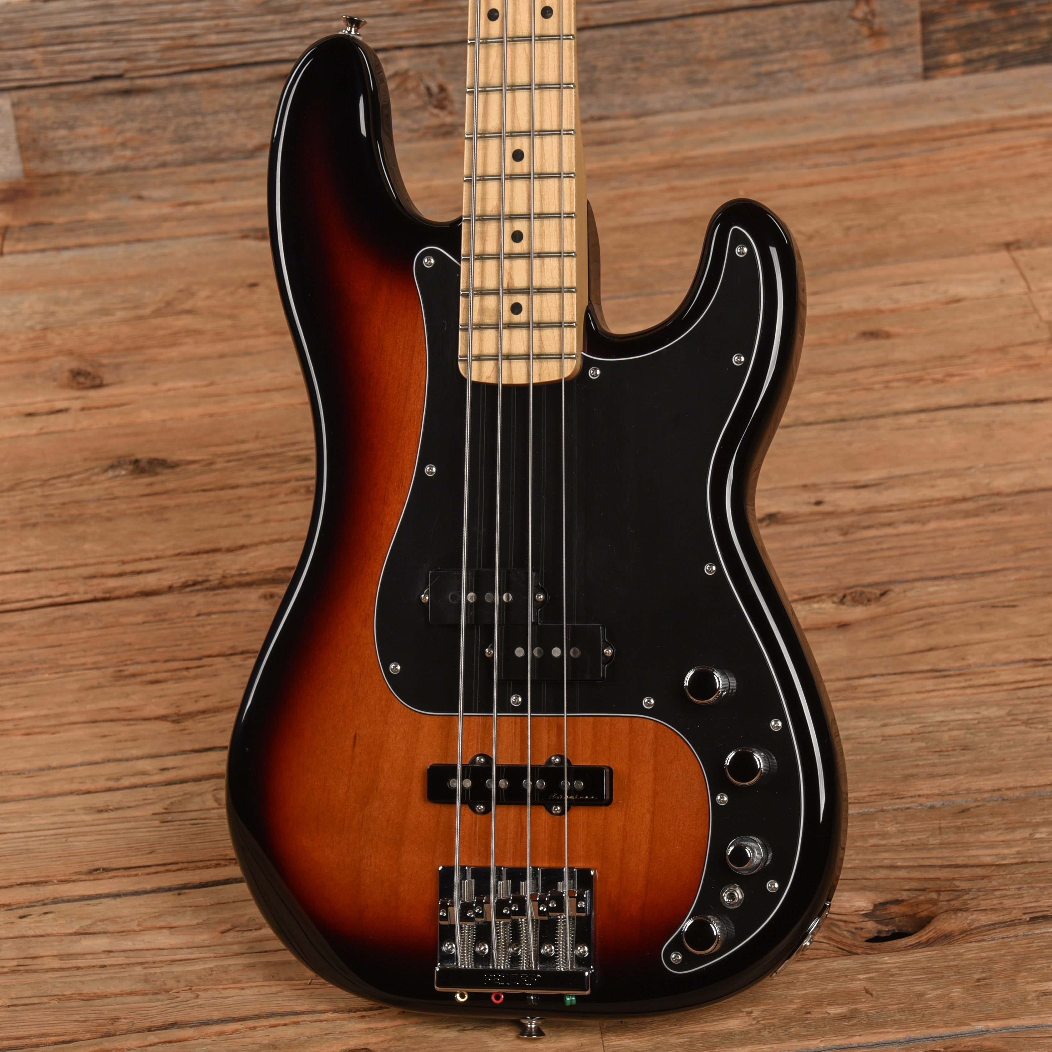 Fender Deluxe Active Jazz Bass Special Sunburst 2021 Bass Guitars / 4-String
