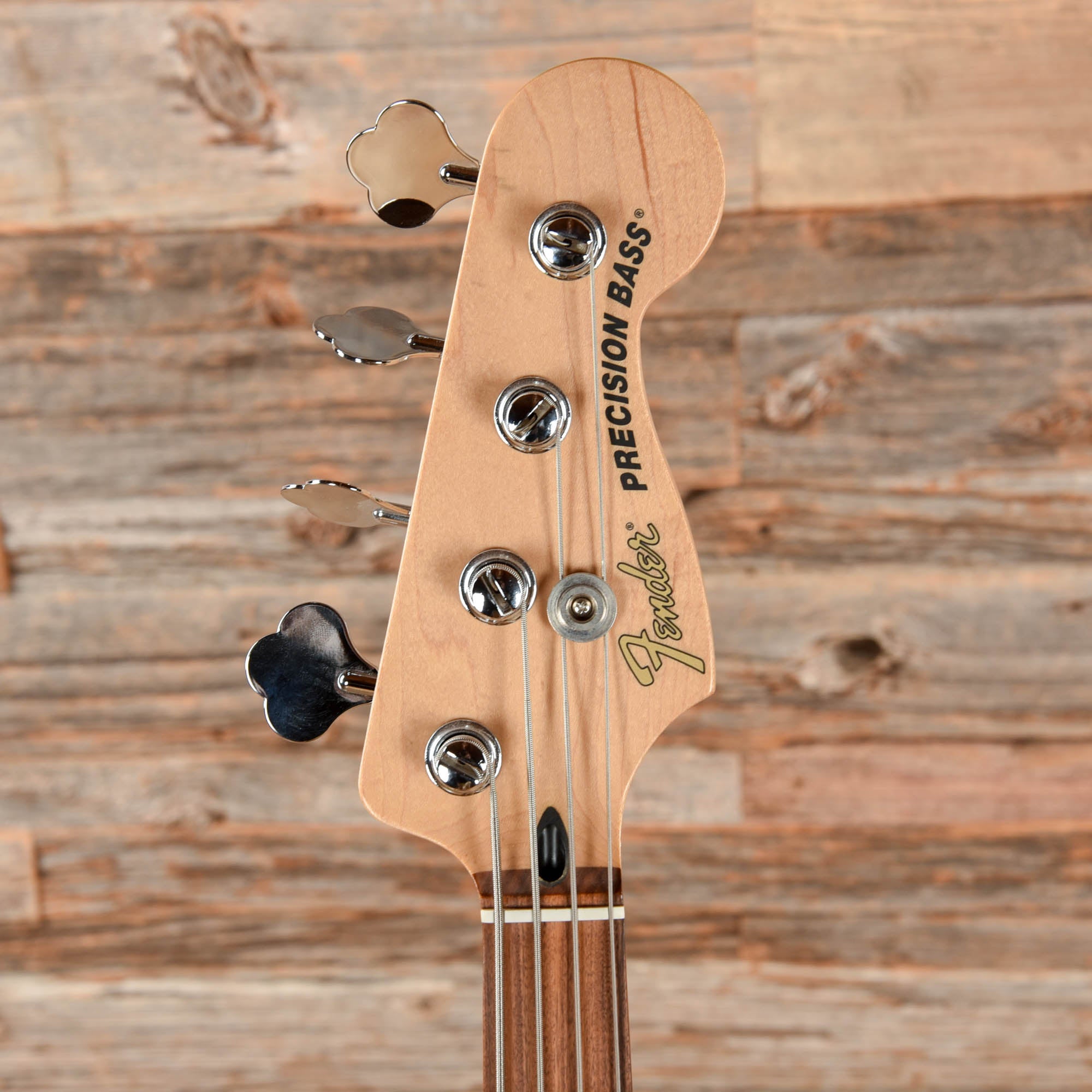 Fender Deluxe Active Jazz Bass Surf Pearl 2018 Bass Guitars / 4-String
