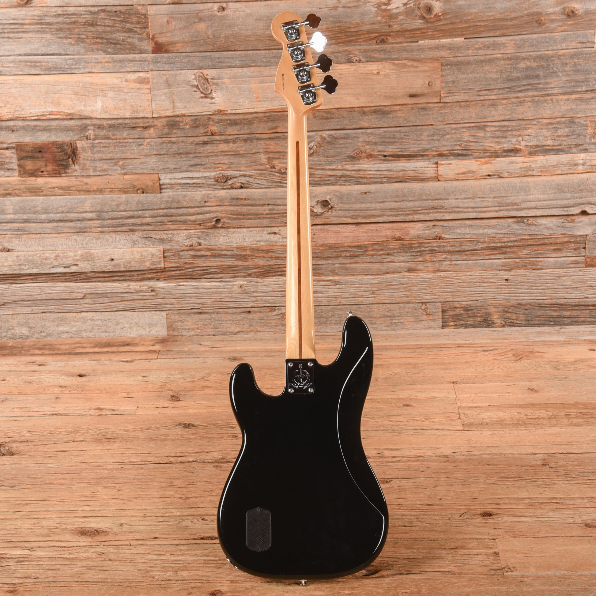Fender Deluxe Active Precision Bass Black 2011 Bass Guitars / 4-String