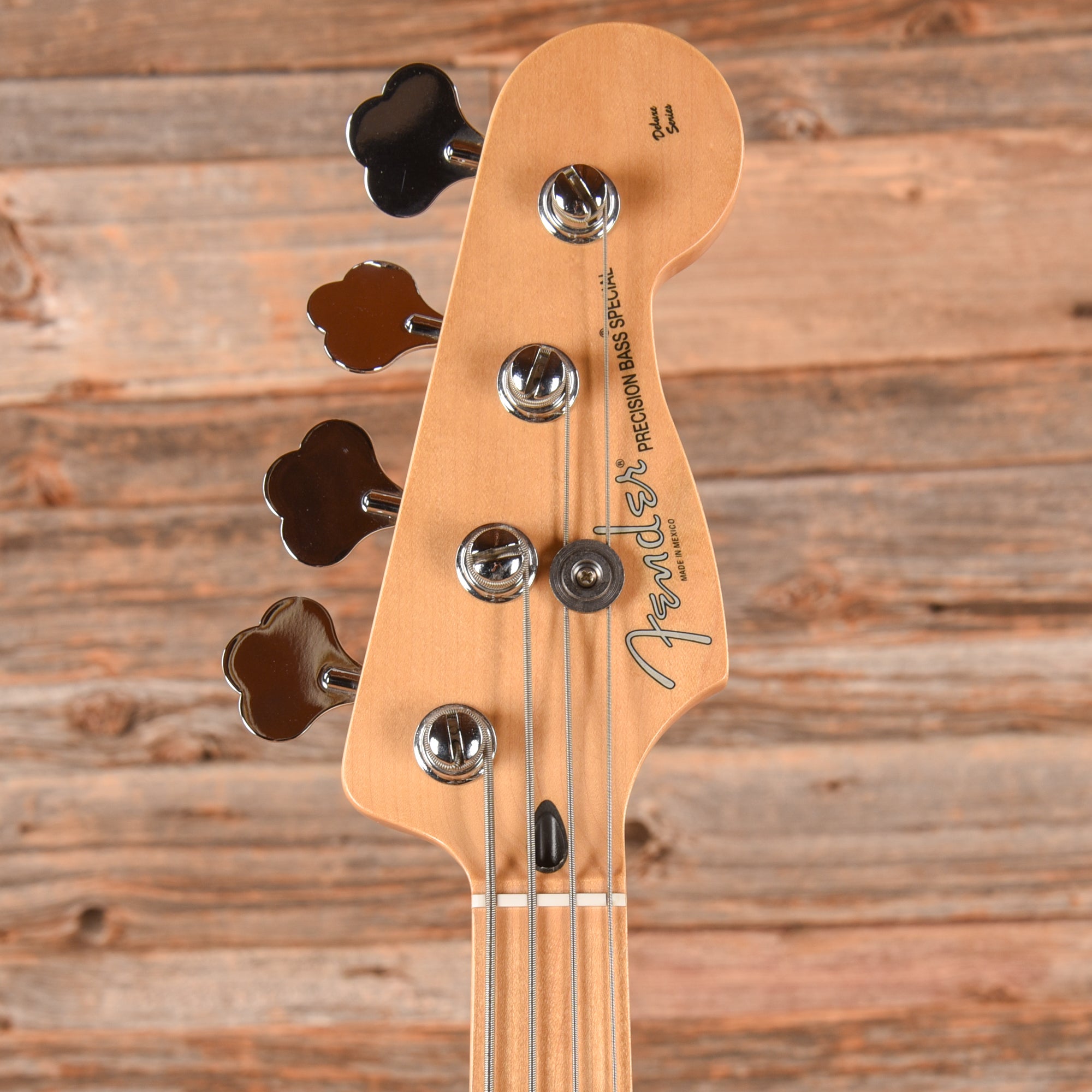 Fender Deluxe Active Precision Bass Black 2011 Bass Guitars / 4-String