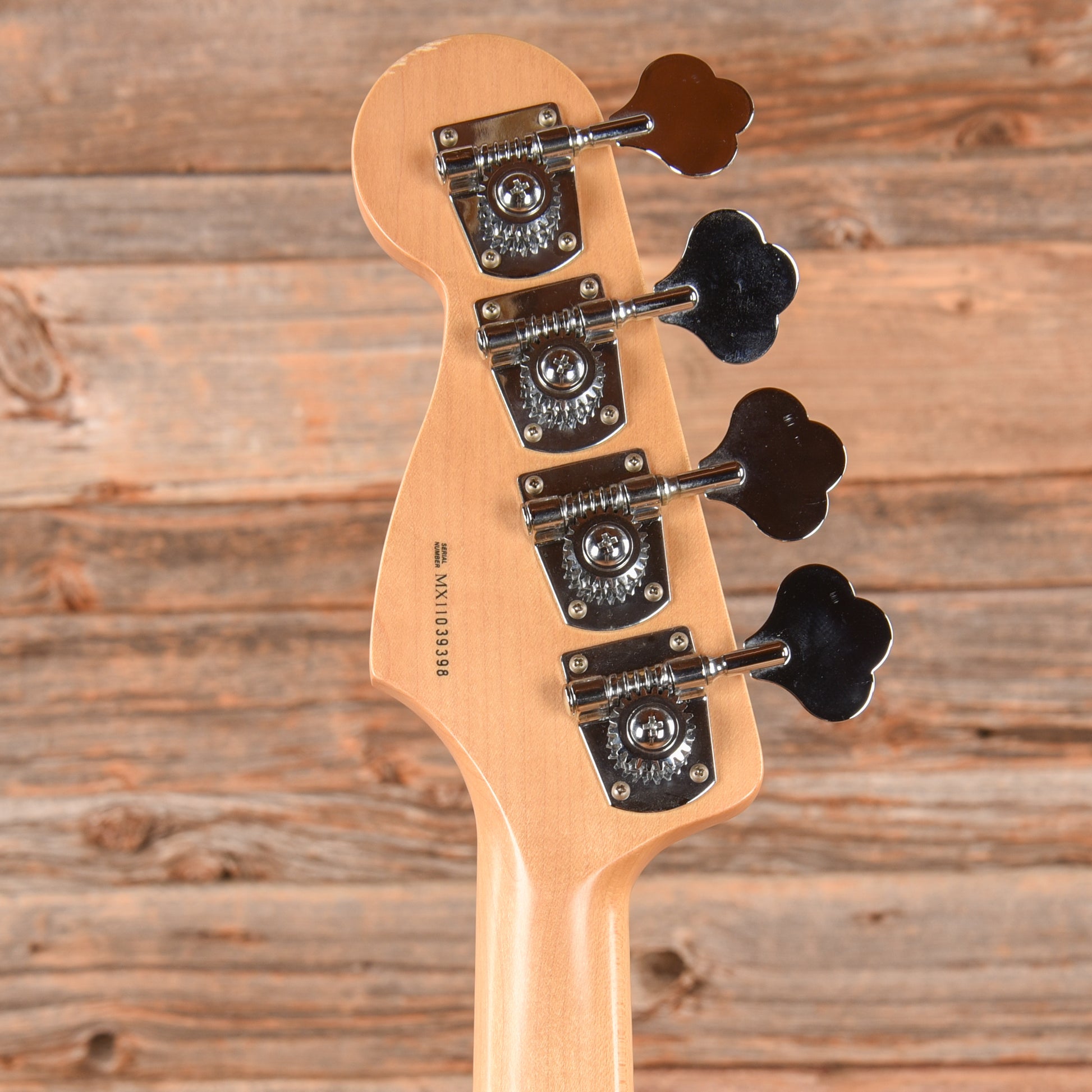 Fender Deluxe Active Precision Bass Black 2011 Bass Guitars / 4-String