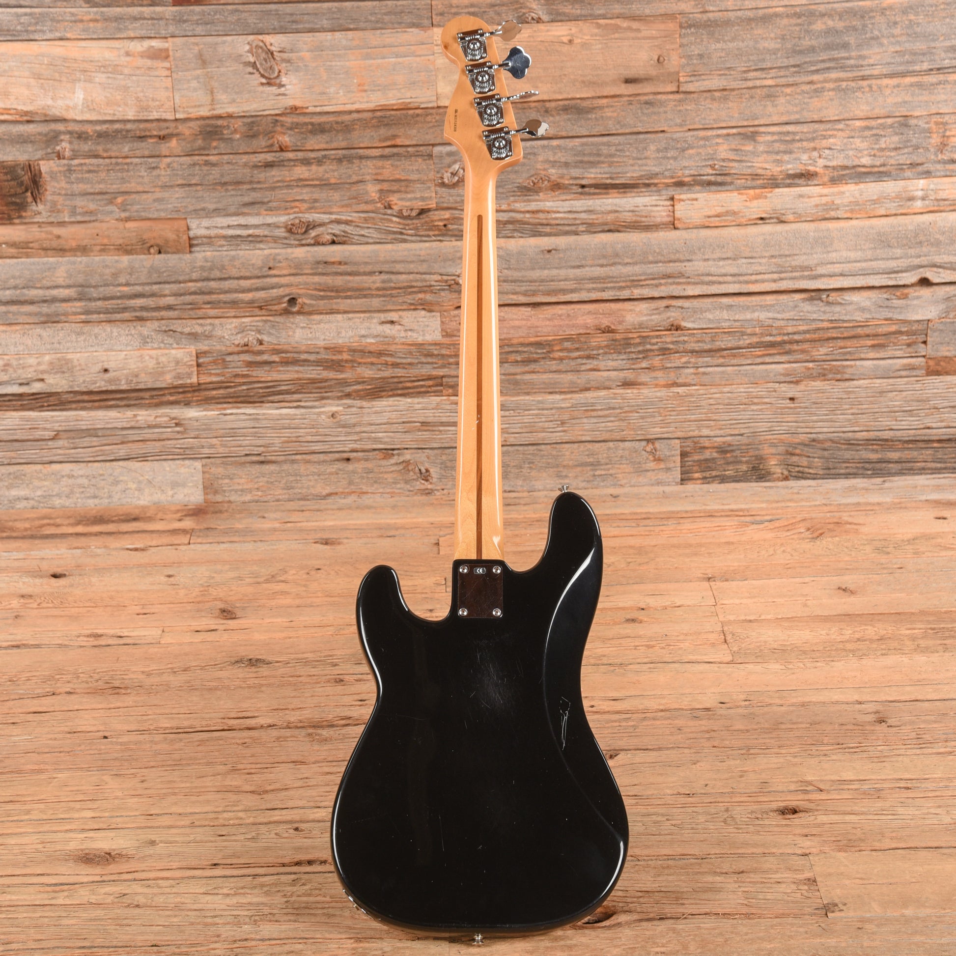 Fender Deluxe Precision Bass Special Black 2001 Bass Guitars / 4-String