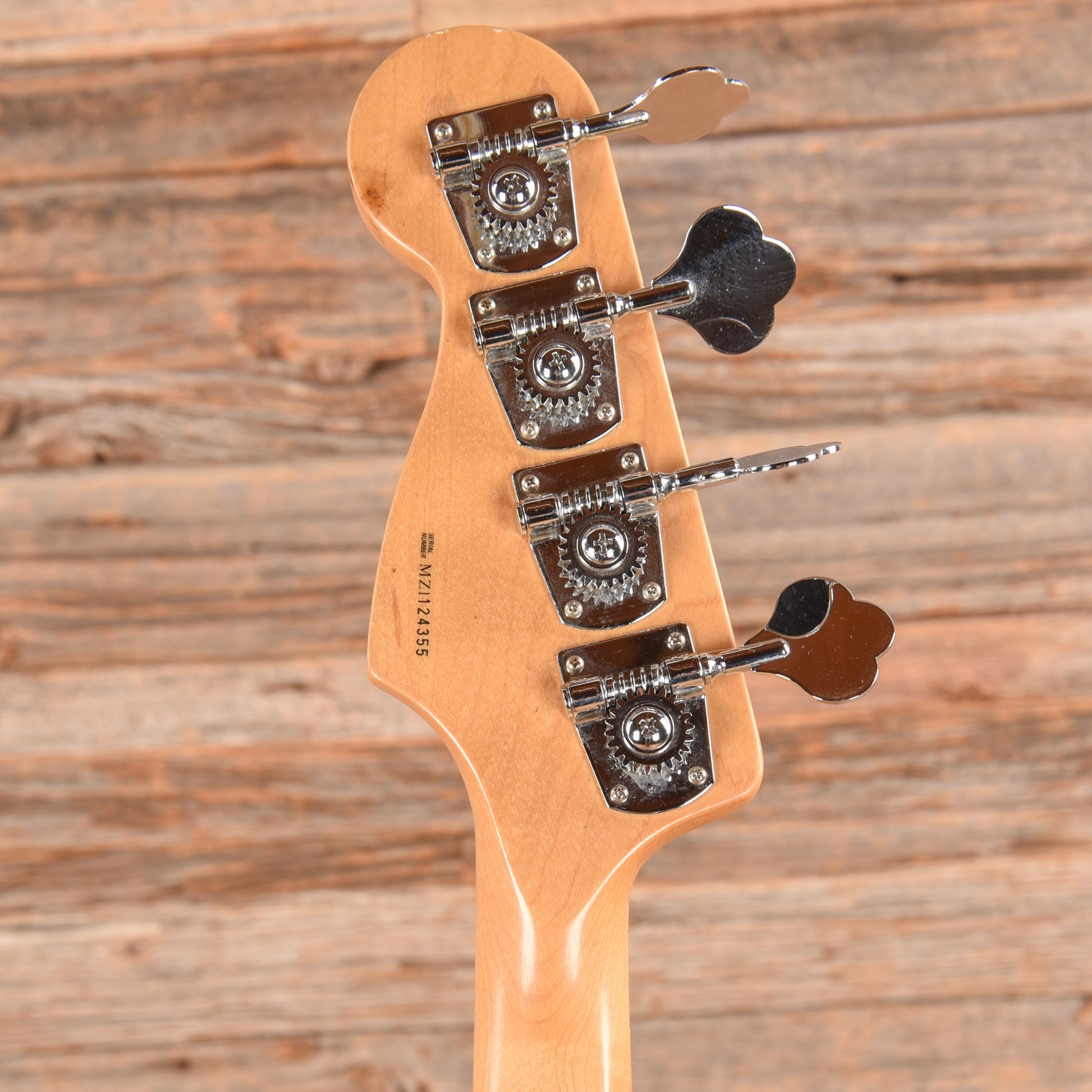 Fender Deluxe Precision Bass Special Black 2001 Bass Guitars / 4-String