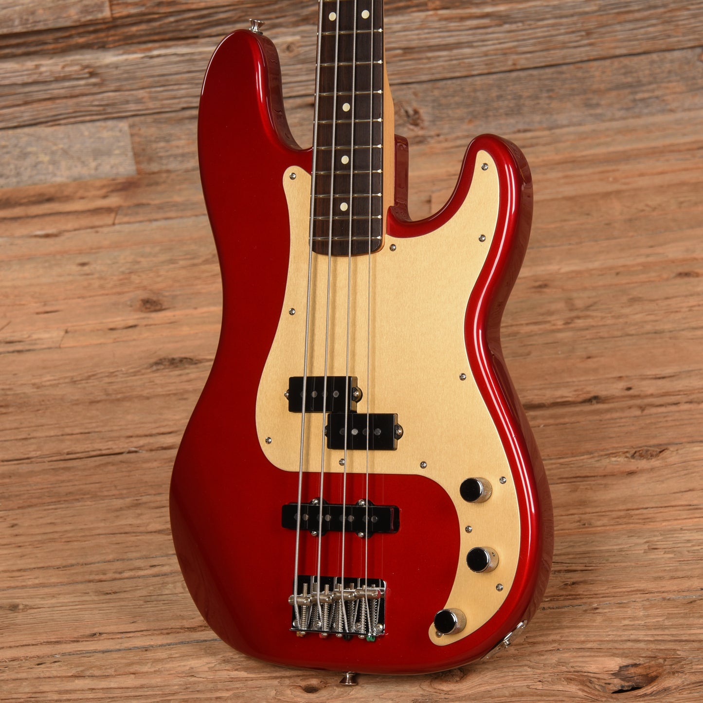 Fender Deluxe Precision Bass Special Candy Apple Red 2002 Bass Guitars / 4-String