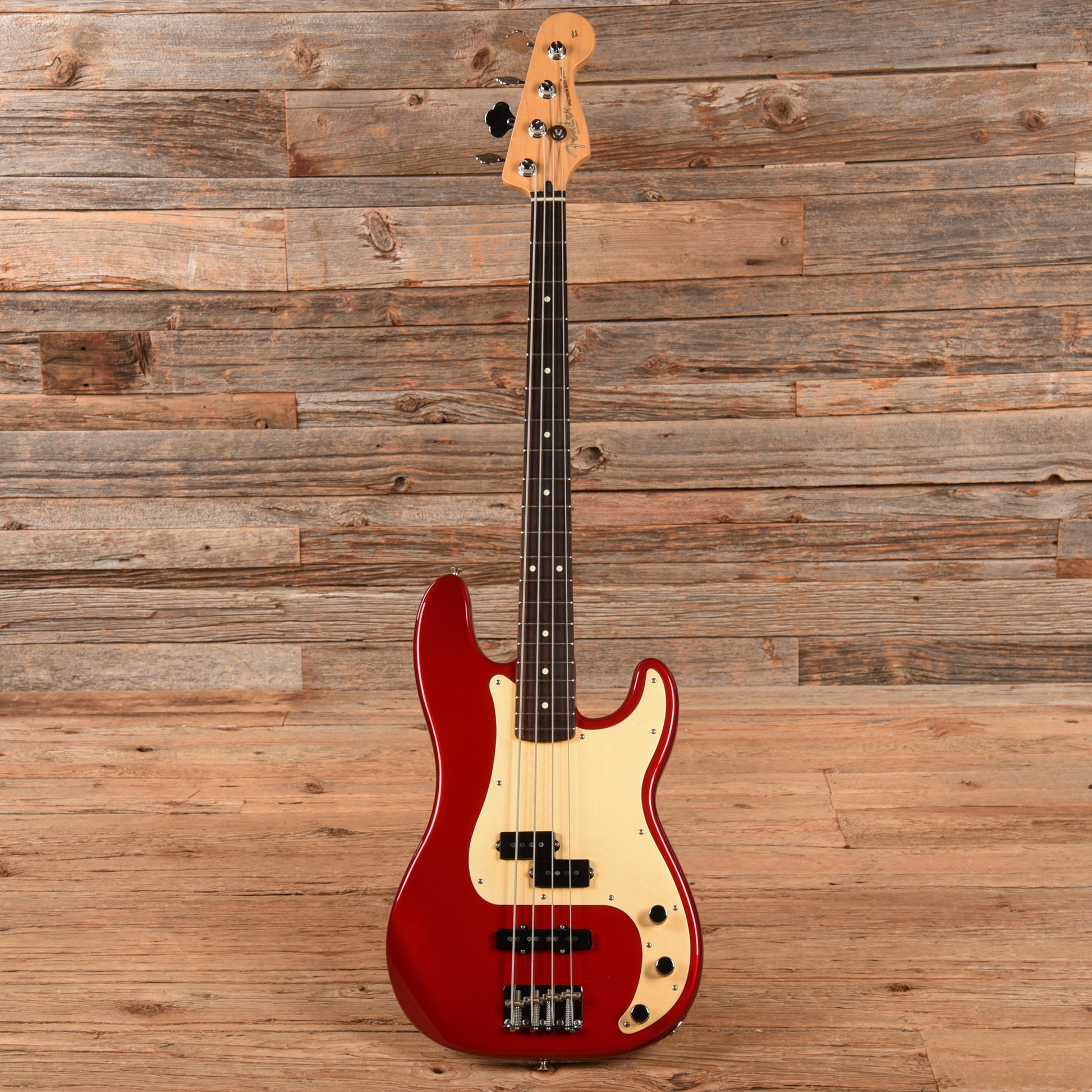Fender Deluxe Precision Bass Special Candy Apple Red 2002 Bass Guitars / 4-String
