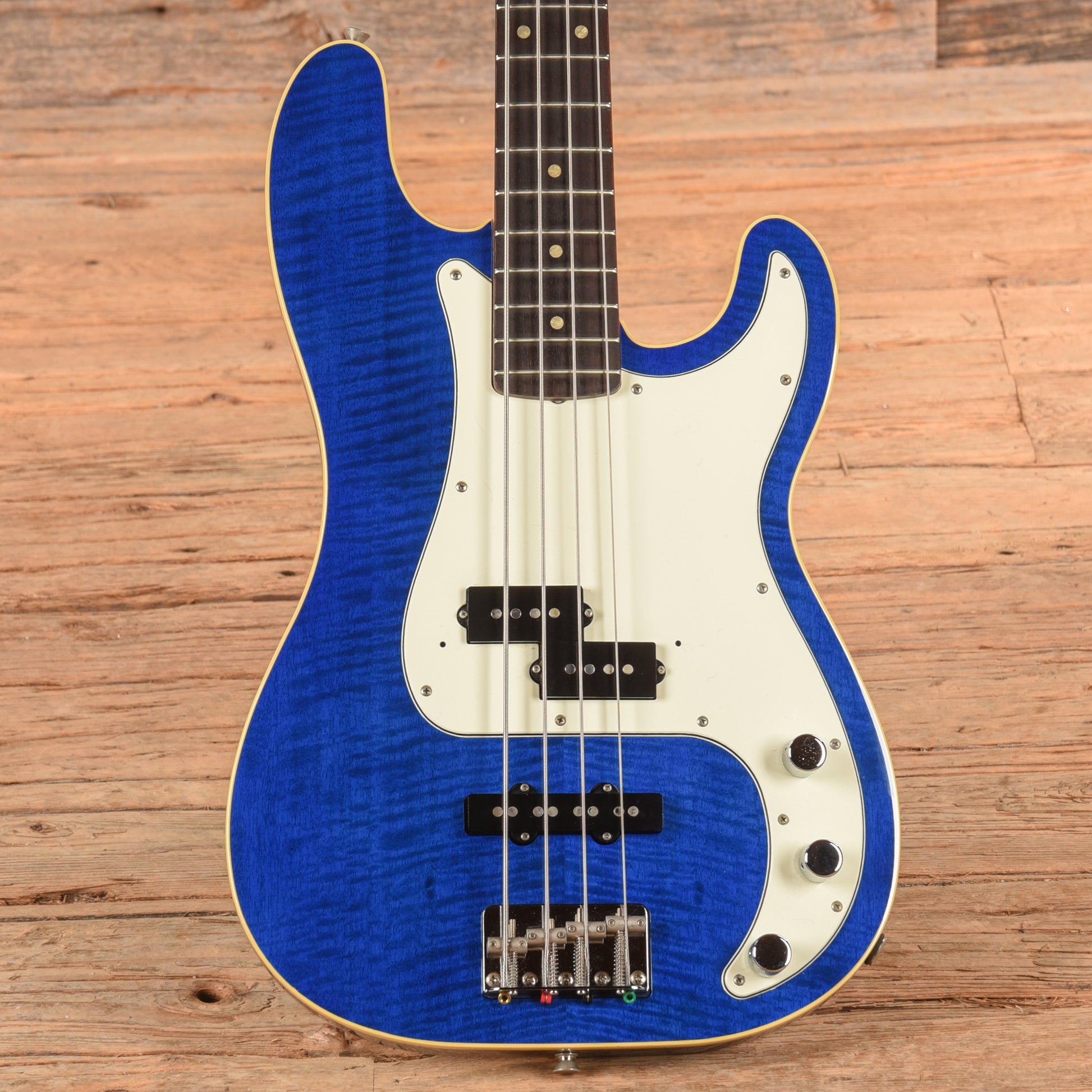 Fender Fender Aerodyne Classic P-Bass Special Transparent Blue 2006 Bass Guitars / 4-String