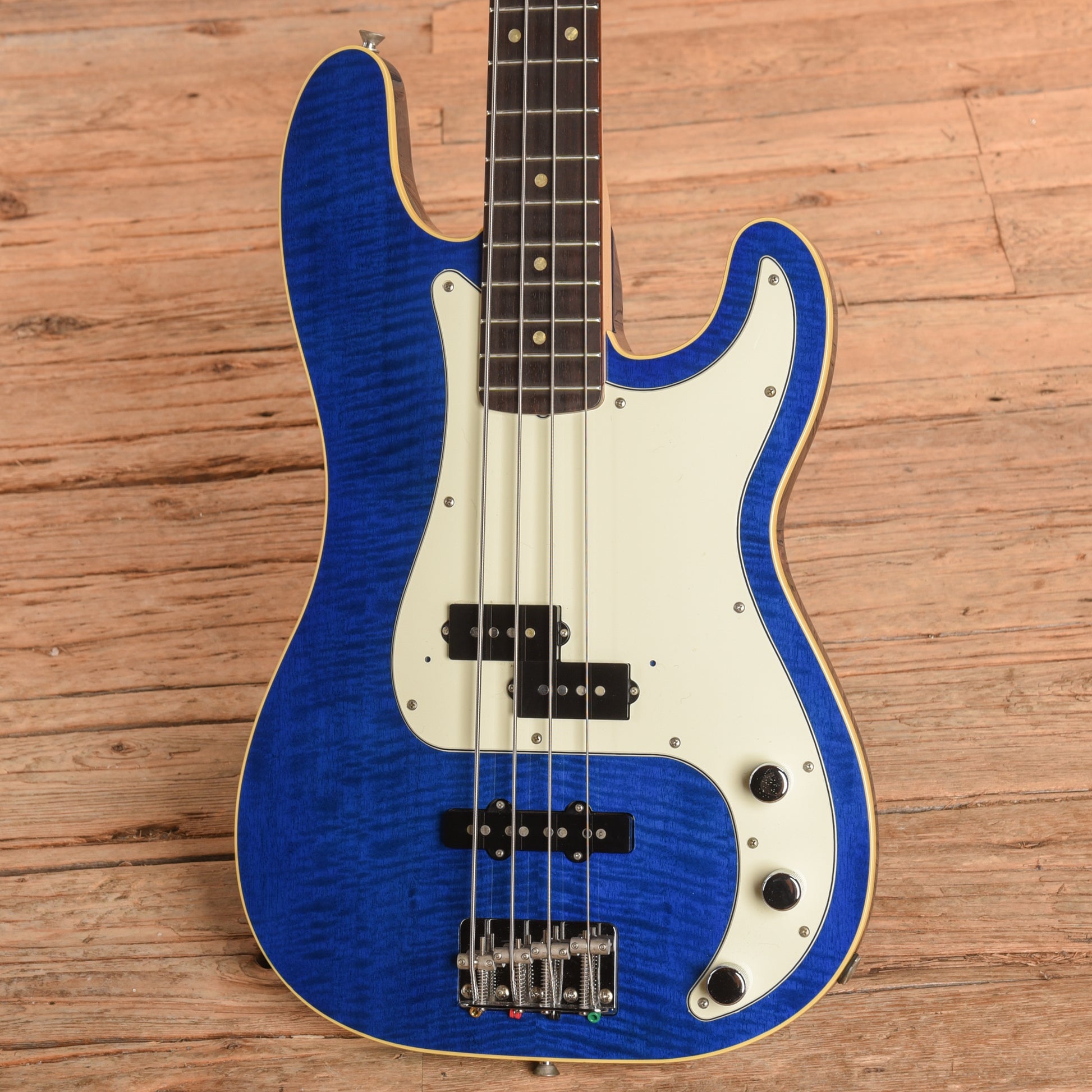 Fender Fender Aerodyne Classic P-Bass Special Transparent Blue 2006 Bass Guitars / 4-String