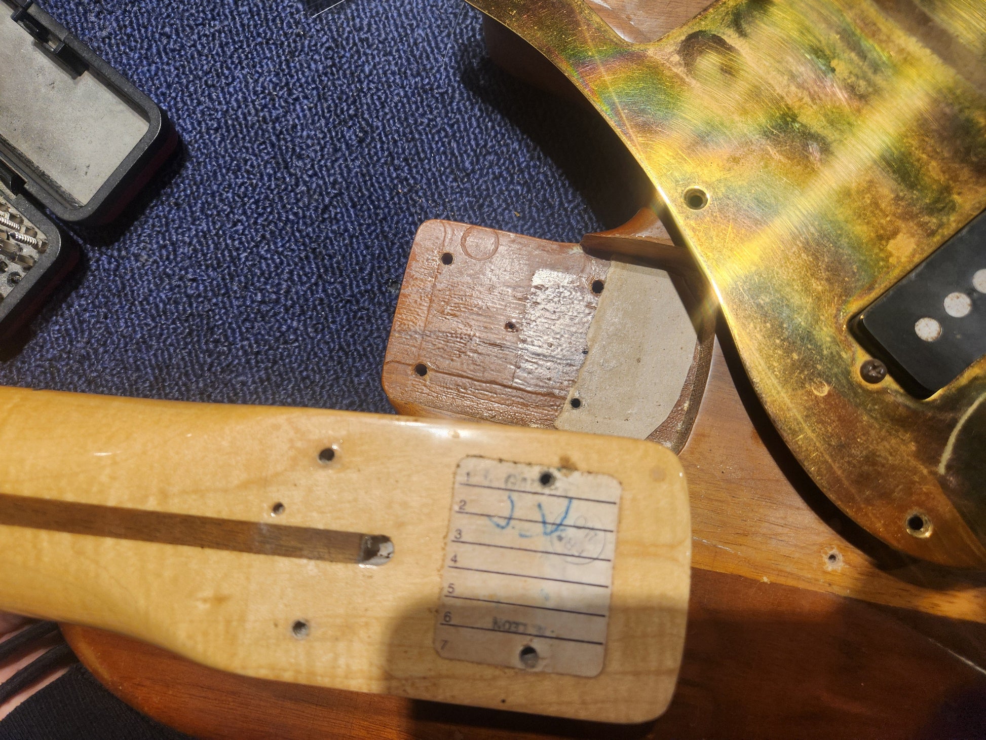 Fender Fretless Precision Bass Neck w/ Schecter Body Walnut 1980s Bass Guitars / 4-String