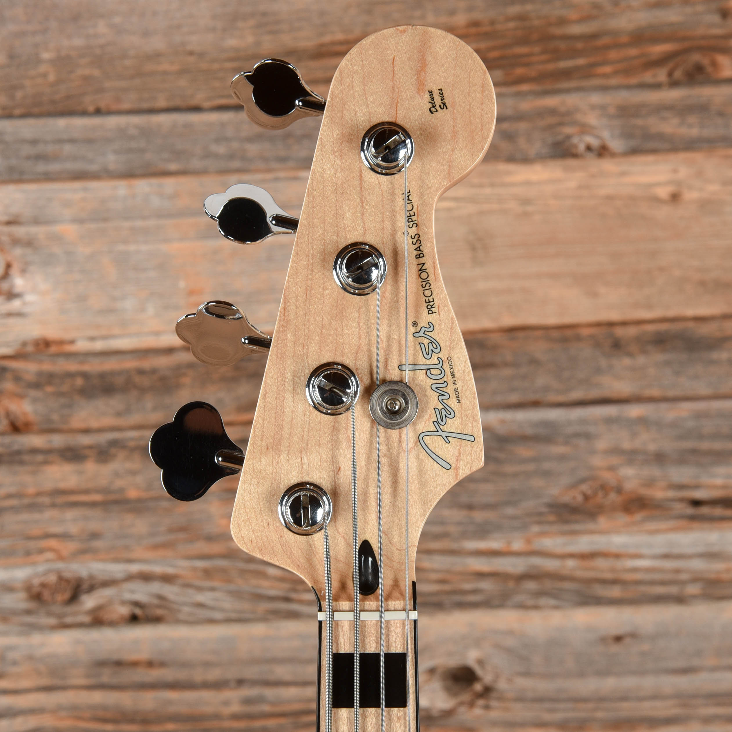 Fender FSR Deluxe Precision Bass Special Seafoam Green Metallic 2015 Bass Guitars / 4-String