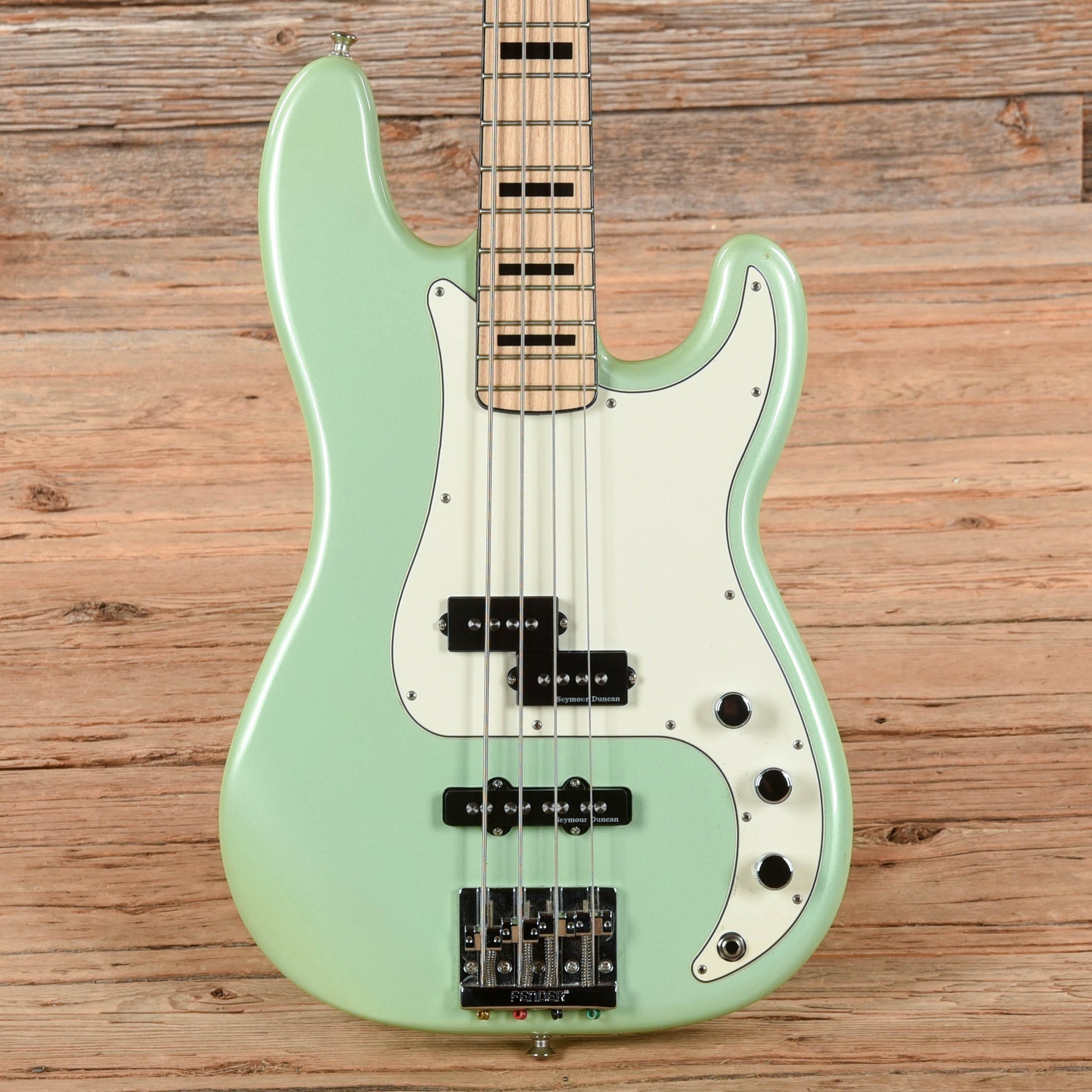 Fender FSR Deluxe Precision Bass Special Seafoam Green Metallic 2015 Bass Guitars / 4-String