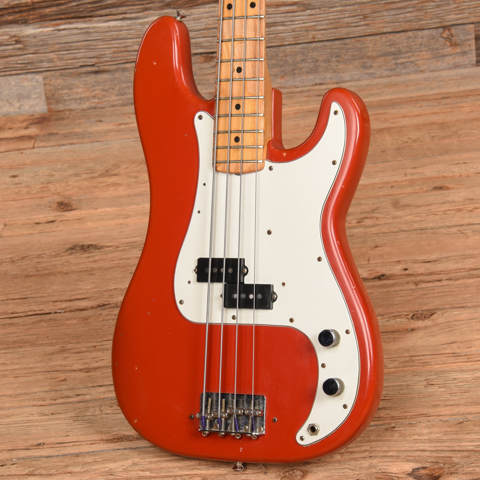 Fender International Series Precision Bass Morocco Red 1981 Bass Guitars / 4-String
