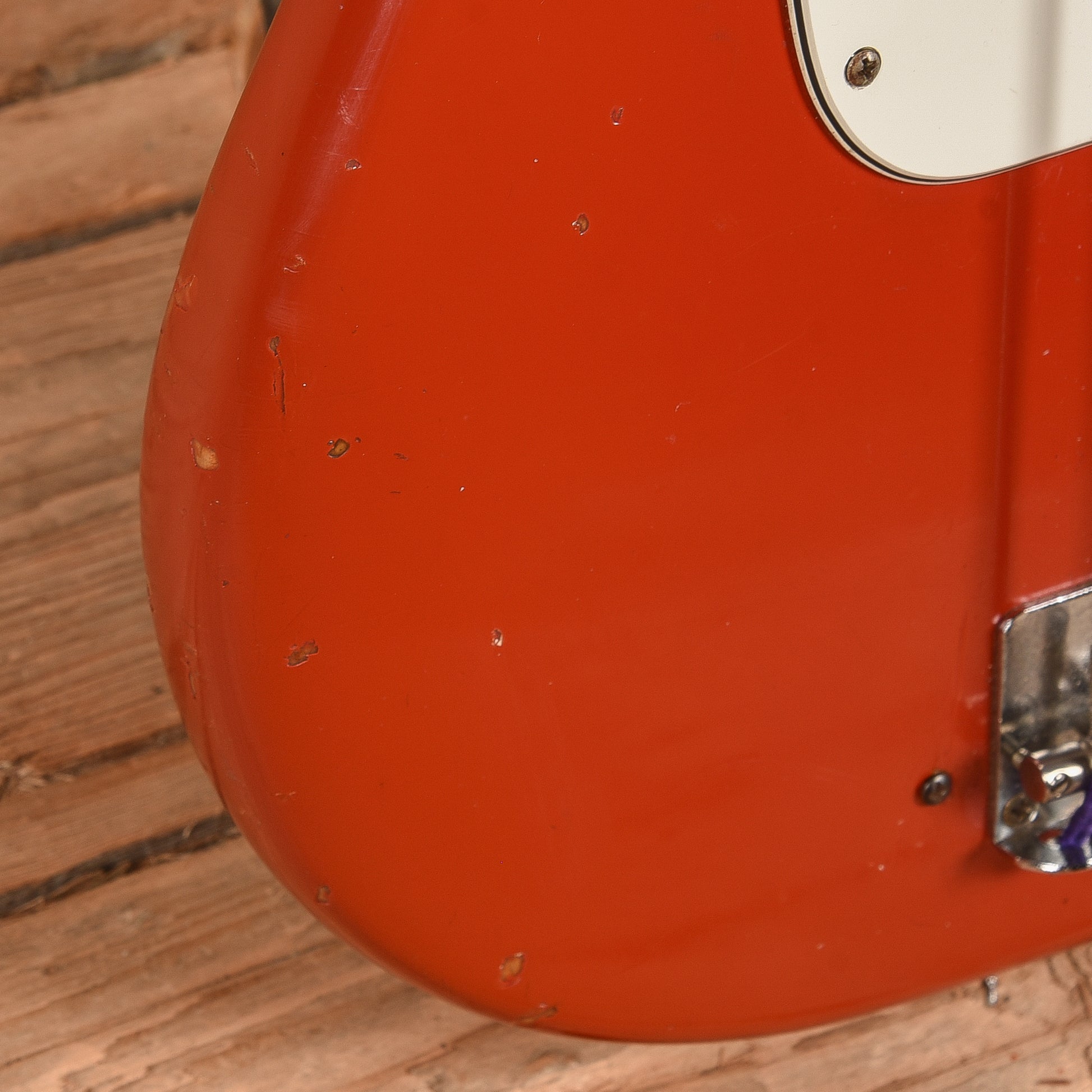 Fender International Series Precision Bass Morocco Red 1981 Bass Guitars / 4-String