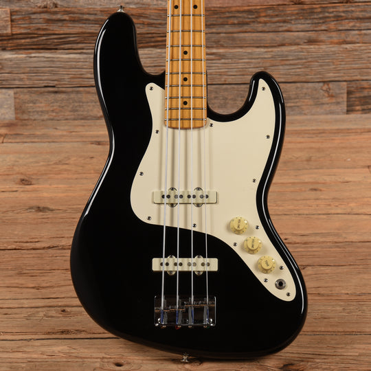 Fender Jazz Bass Black 1984 Bass Guitars / 4-String