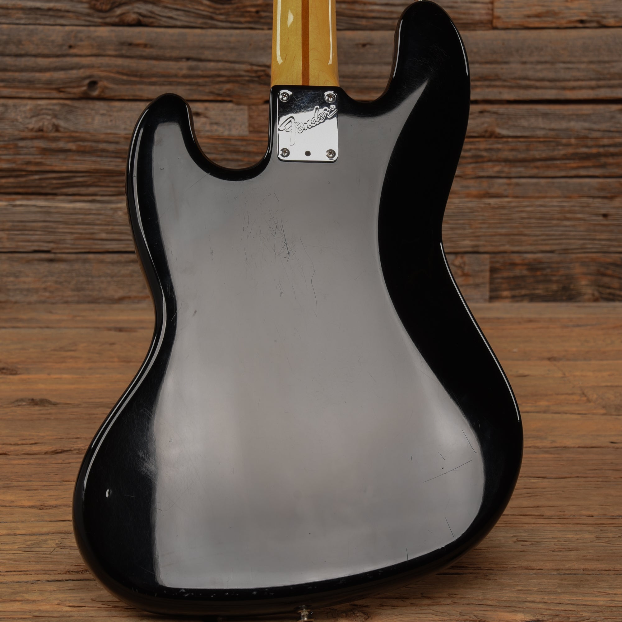 Fender Jazz Bass Black 1984 – Chicago Music Exchange