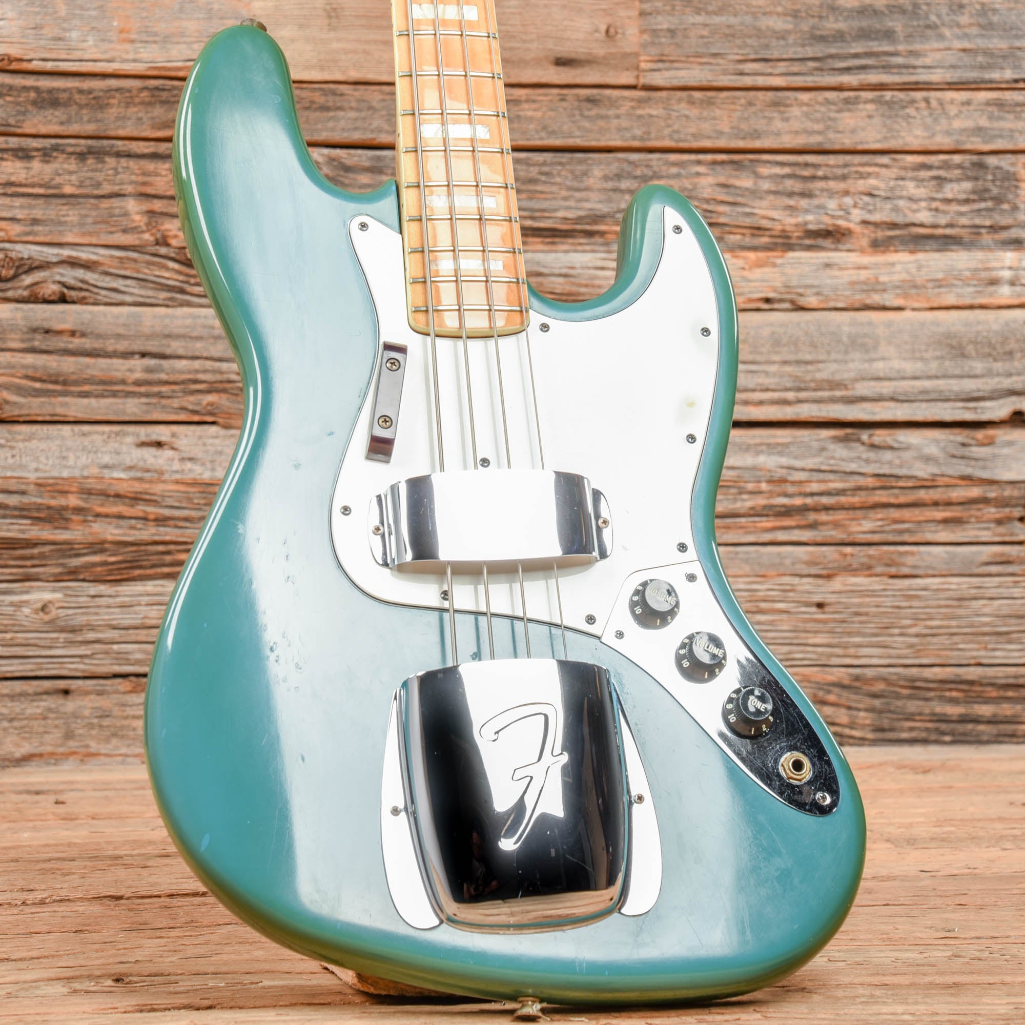 Fender Jazz Bass Maui Blue 1980 Bass Guitars / 4-String